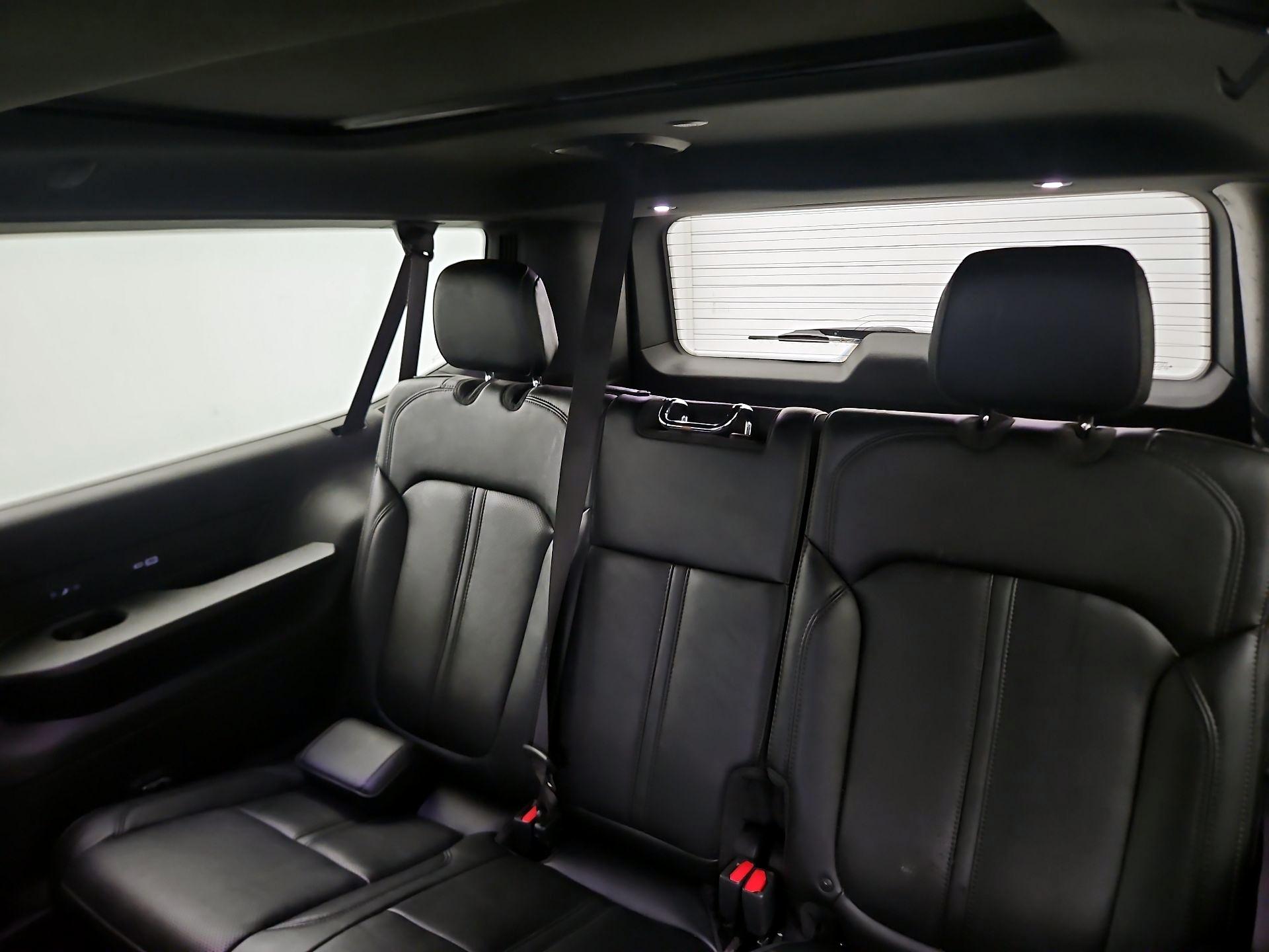 Thumbnail: 2024 Jeep Wagoneer - 19