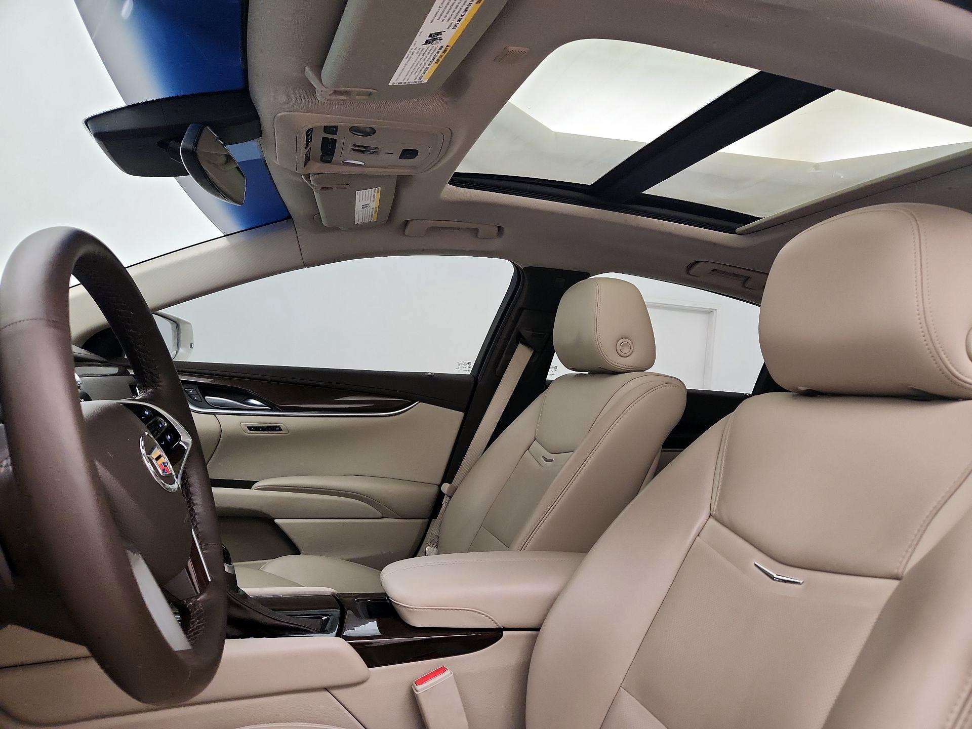 Thumbnail: 2015 Cadillac XTS - 19