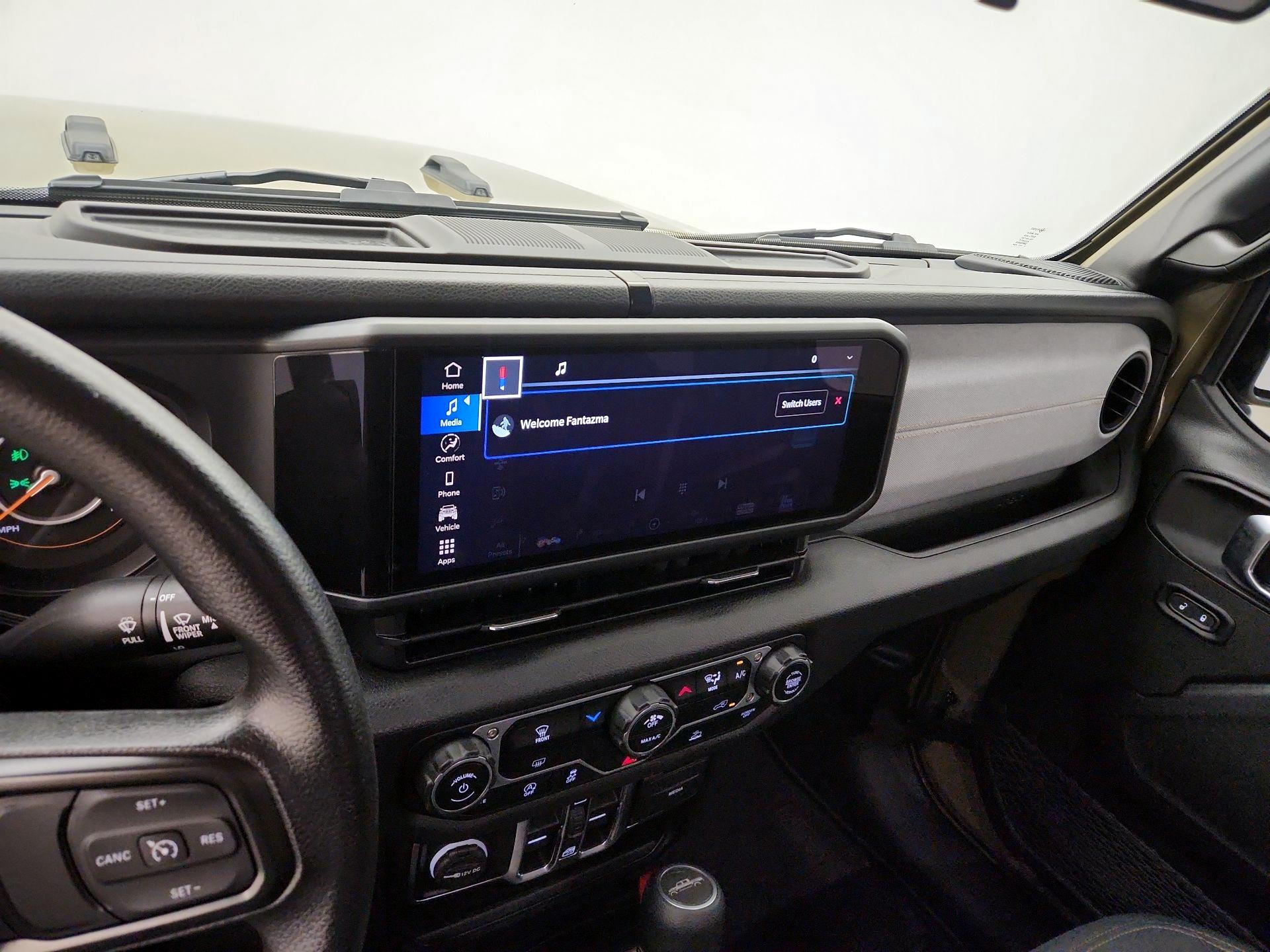 Thumbnail: 2025 Jeep Gladiator - 13