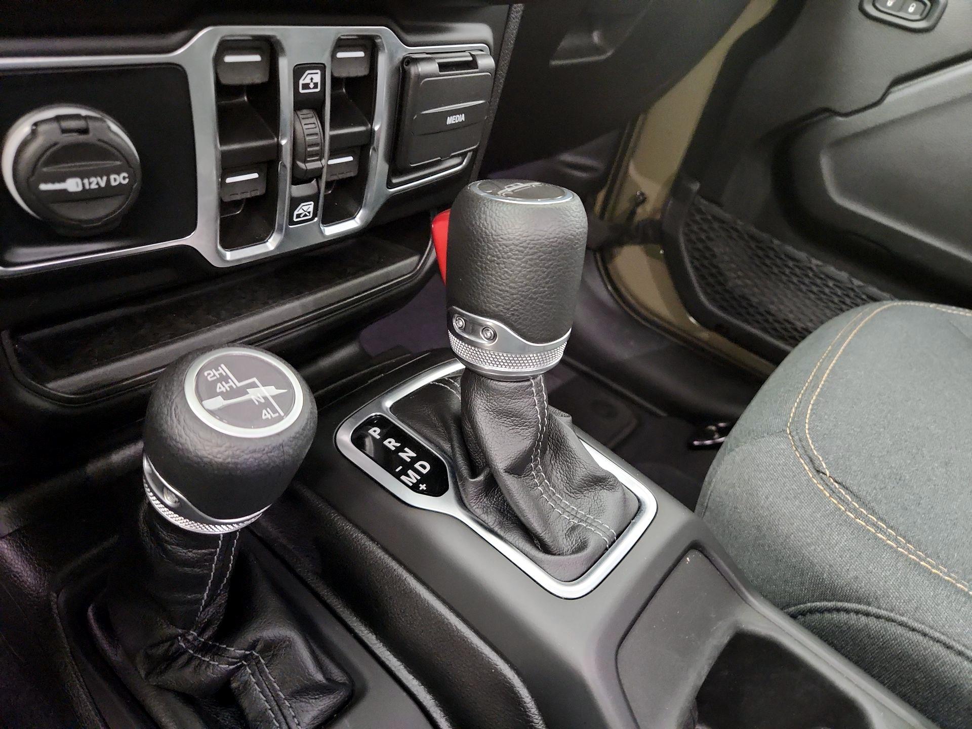 Thumbnail: 2025 Jeep Gladiator - 15