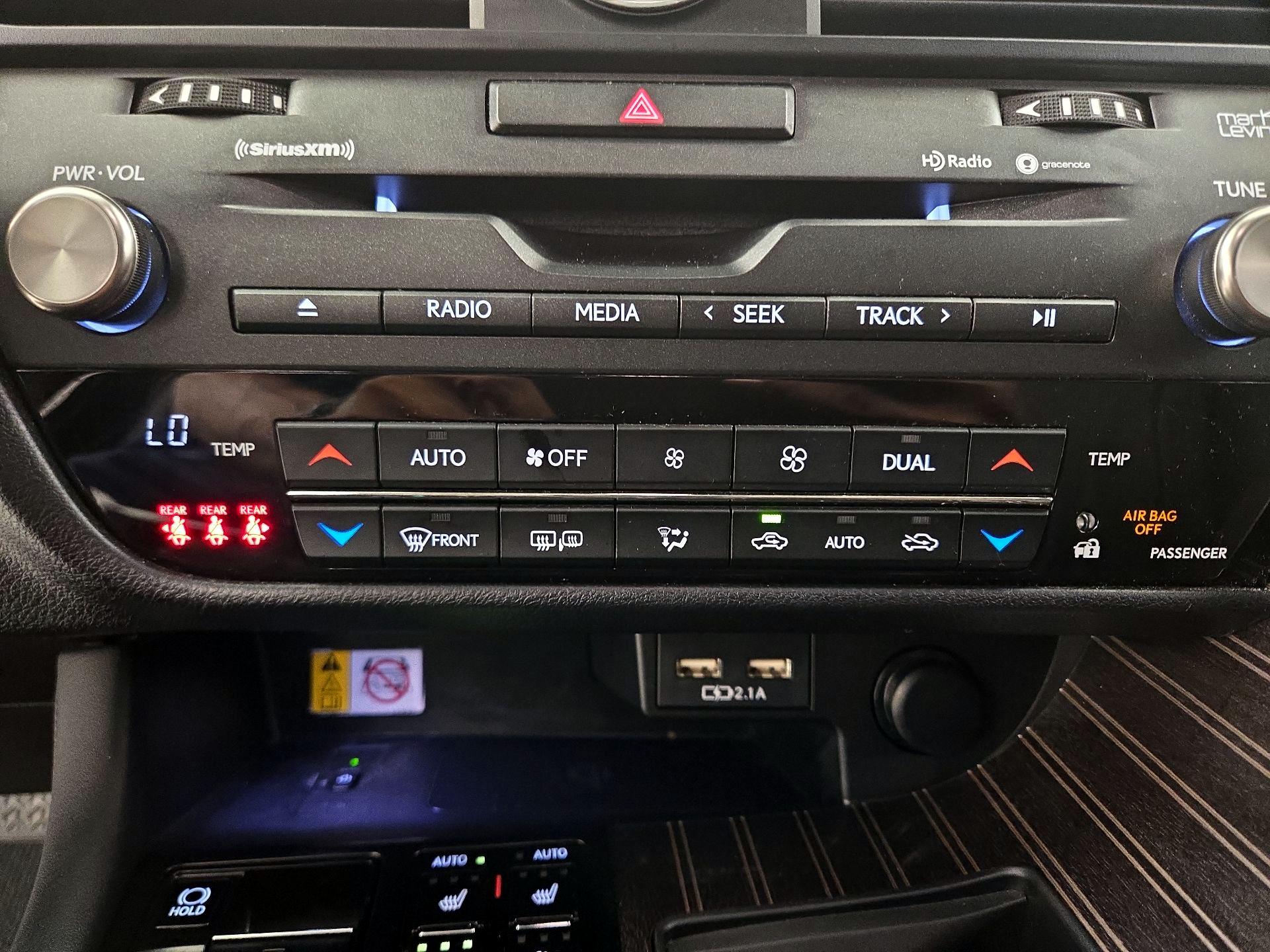 Thumbnail: 2022 Lexus RX - 17