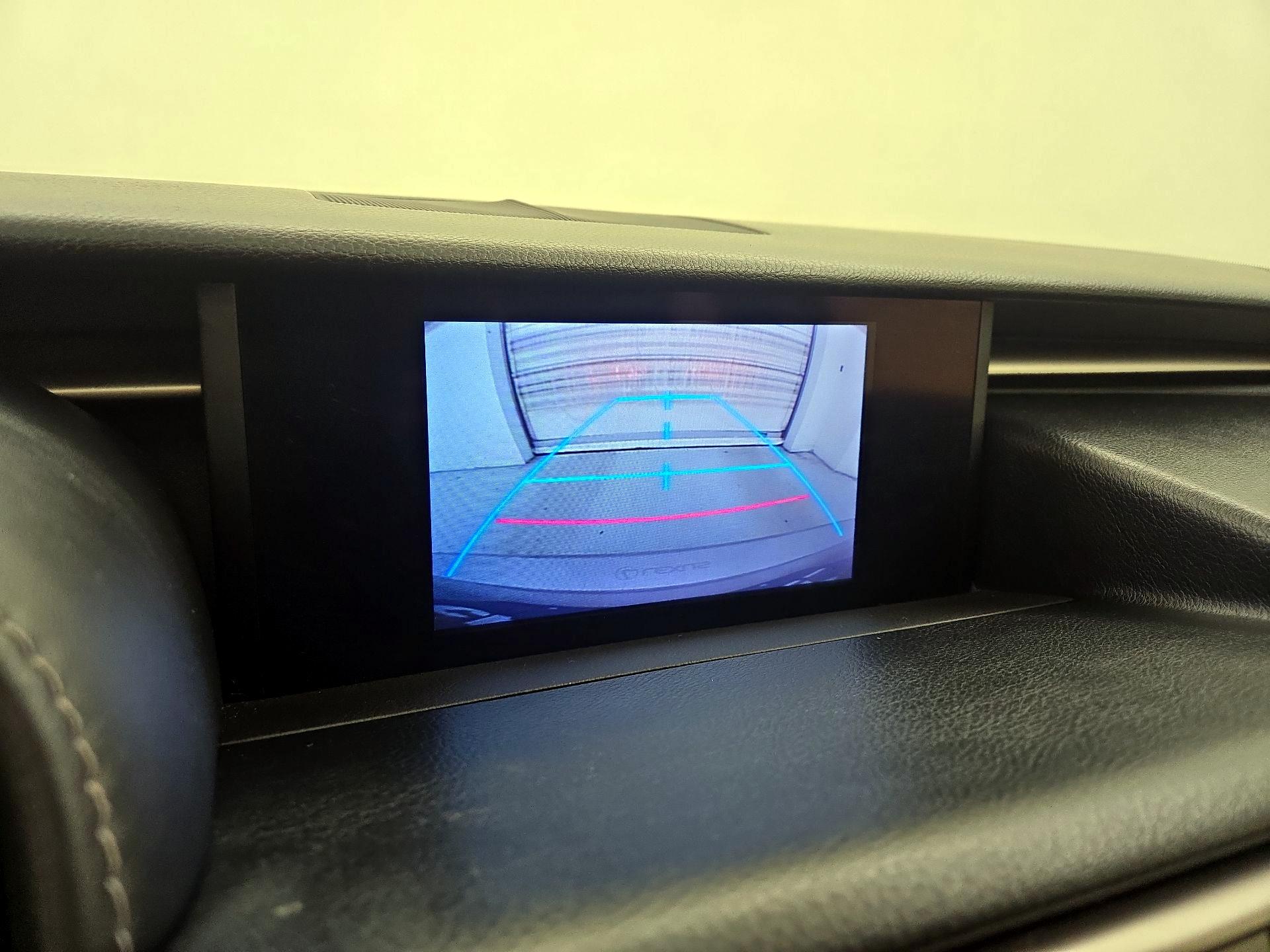 Thumbnail: 2014 Lexus IS - 15