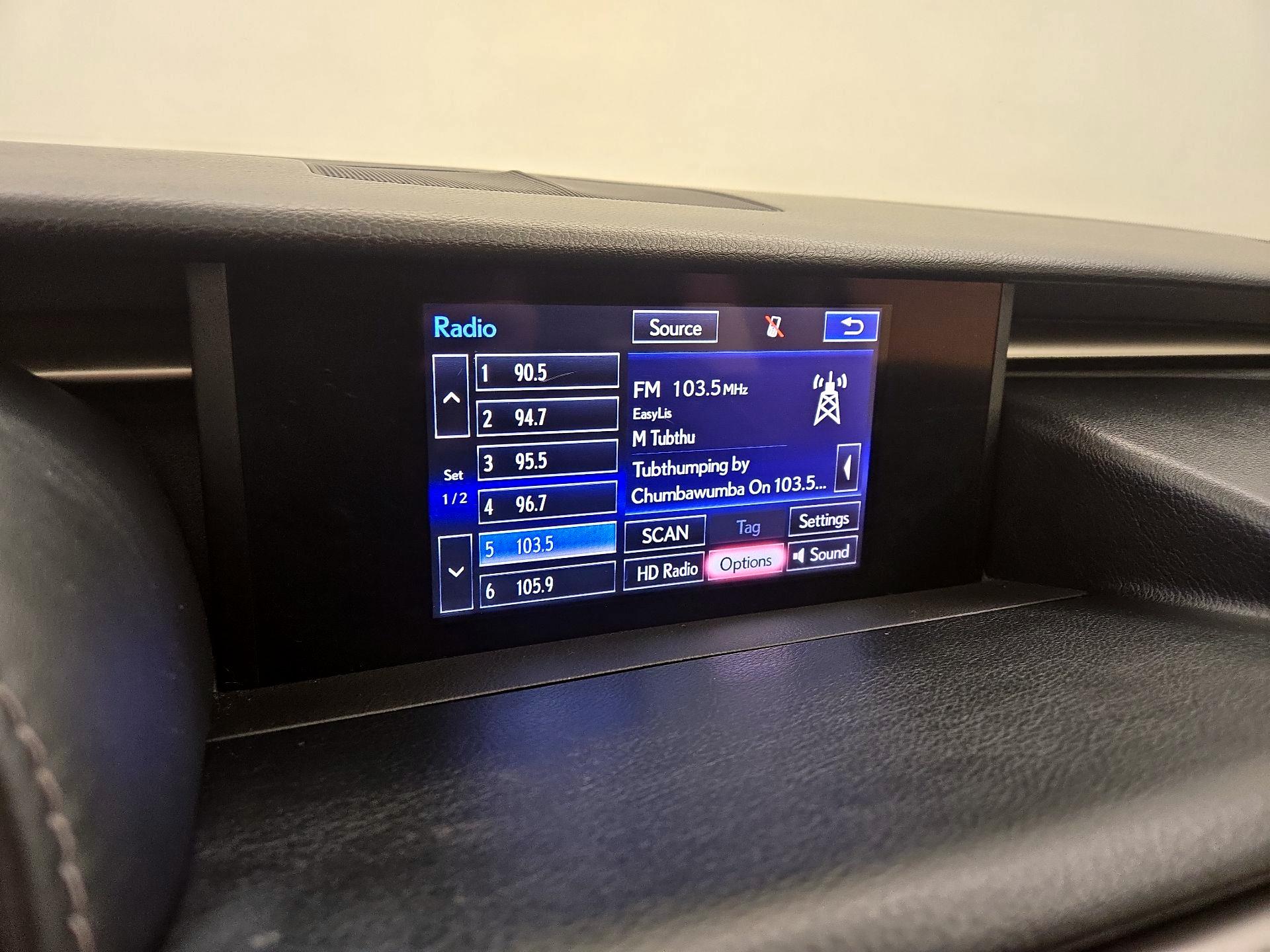 Thumbnail: 2014 Lexus IS - 16