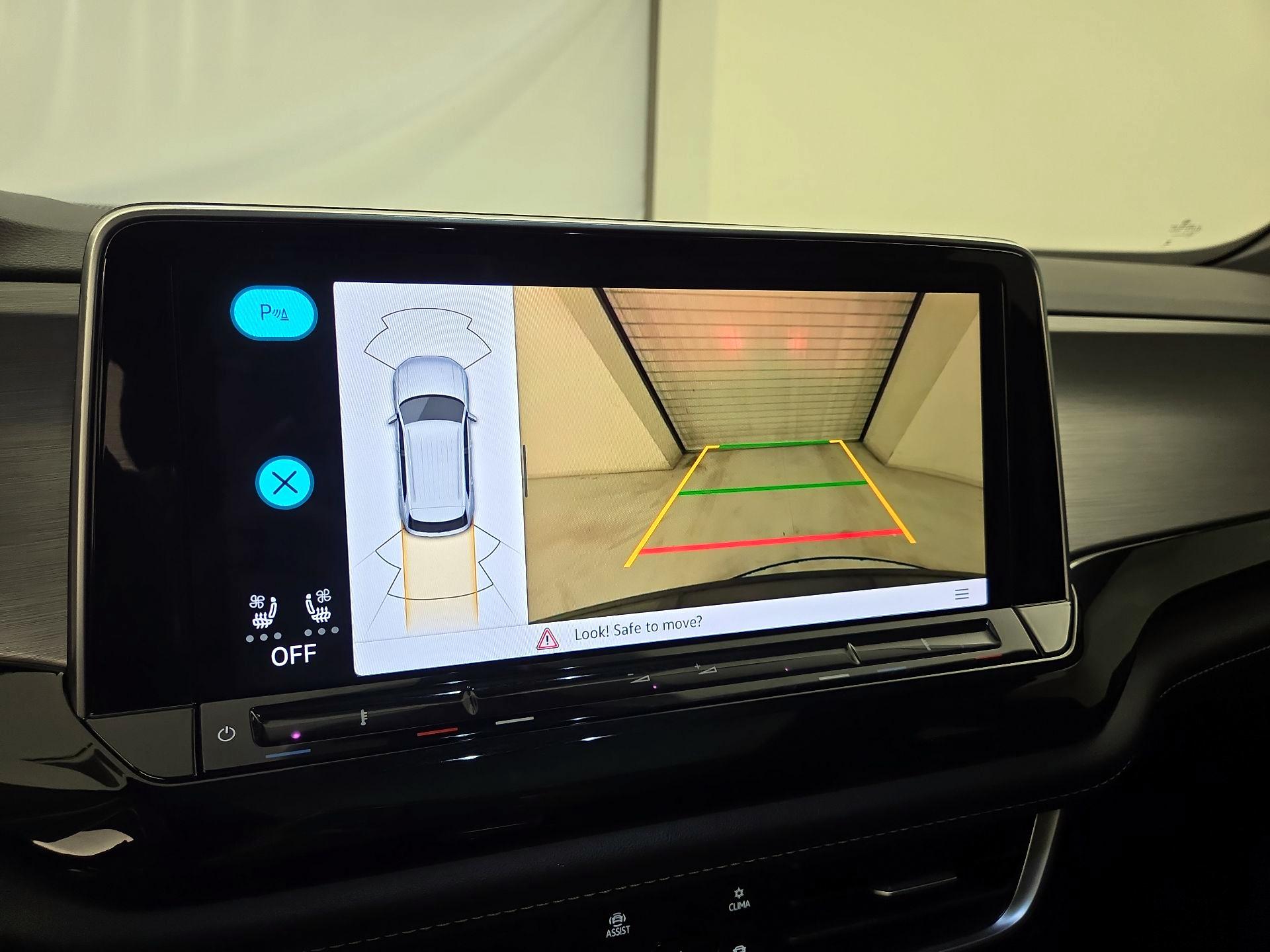 Thumbnail: 2024 Volkswagen Atlas - 14