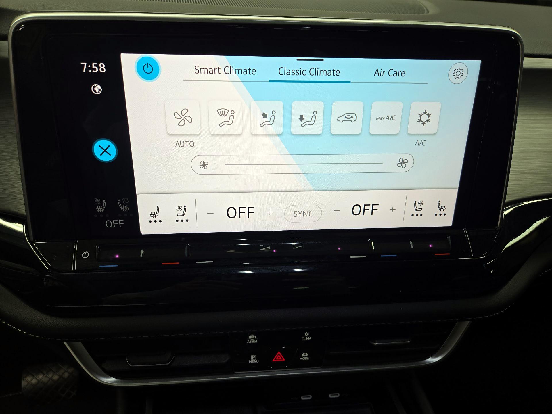 Thumbnail: 2024 Volkswagen Atlas - 16