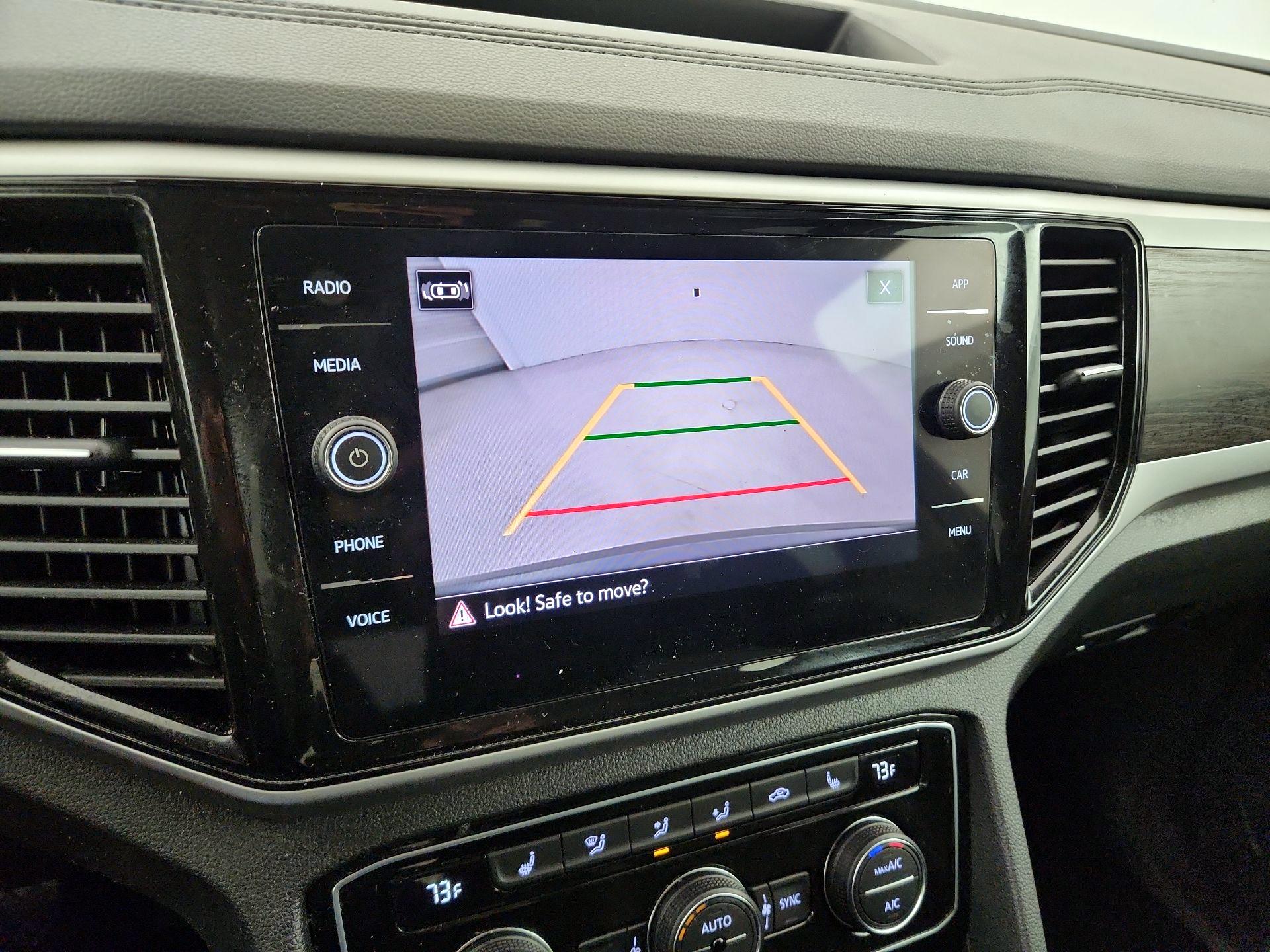 Thumbnail: 2023 Volkswagen Atlas - 14