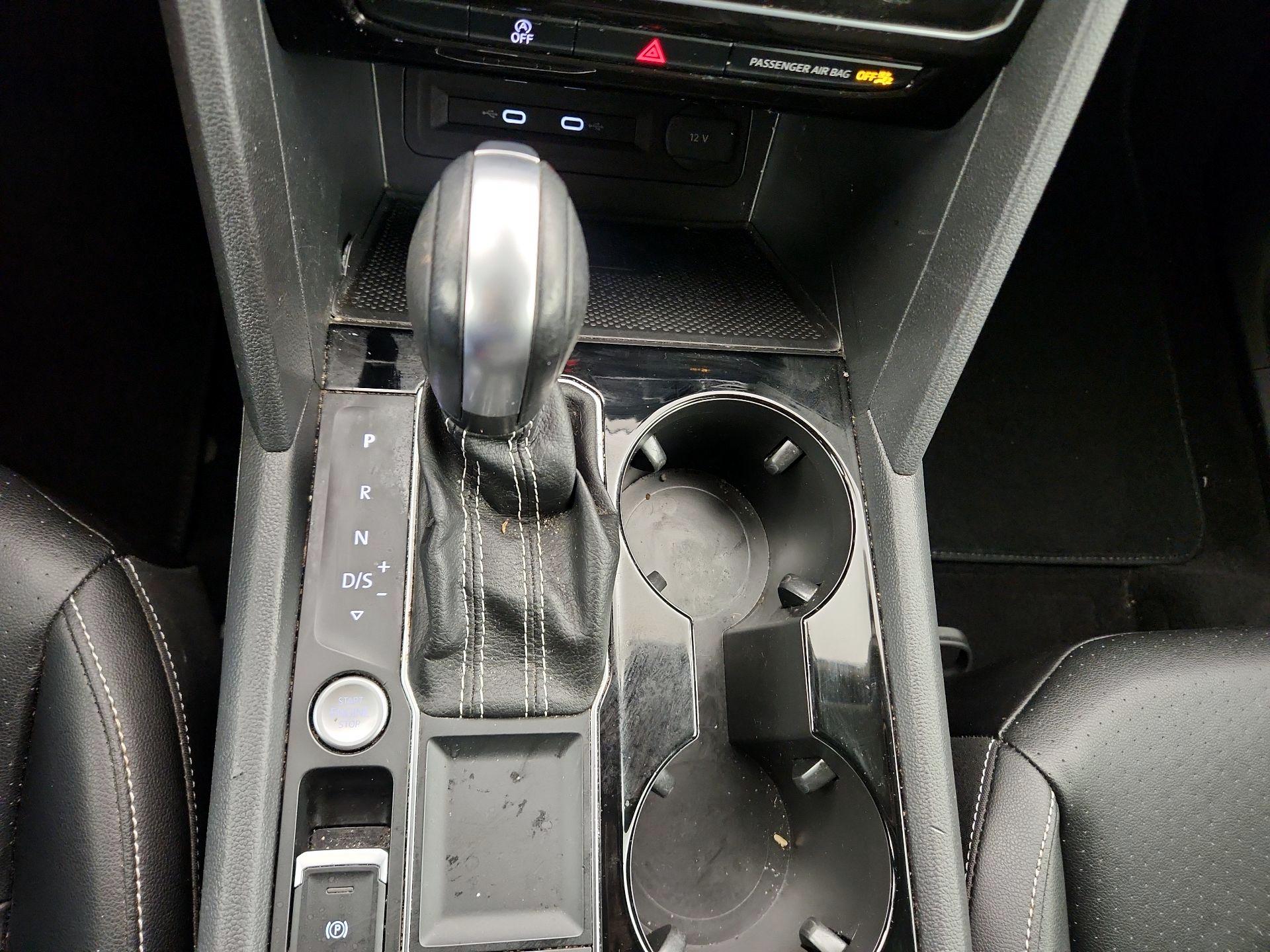 Thumbnail: 2023 Volkswagen Atlas - 17