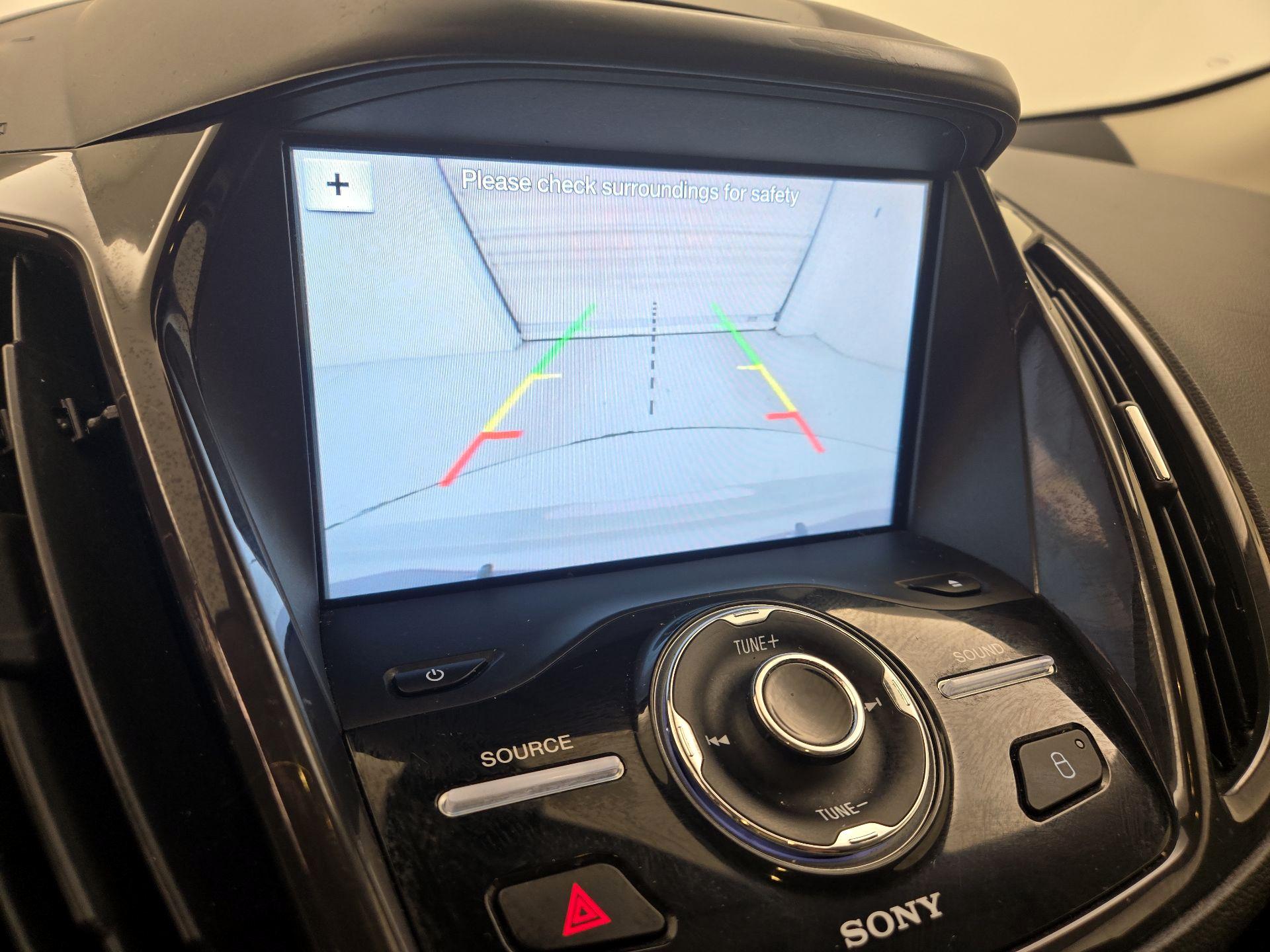 Thumbnail: 2016 Ford Escape - 15