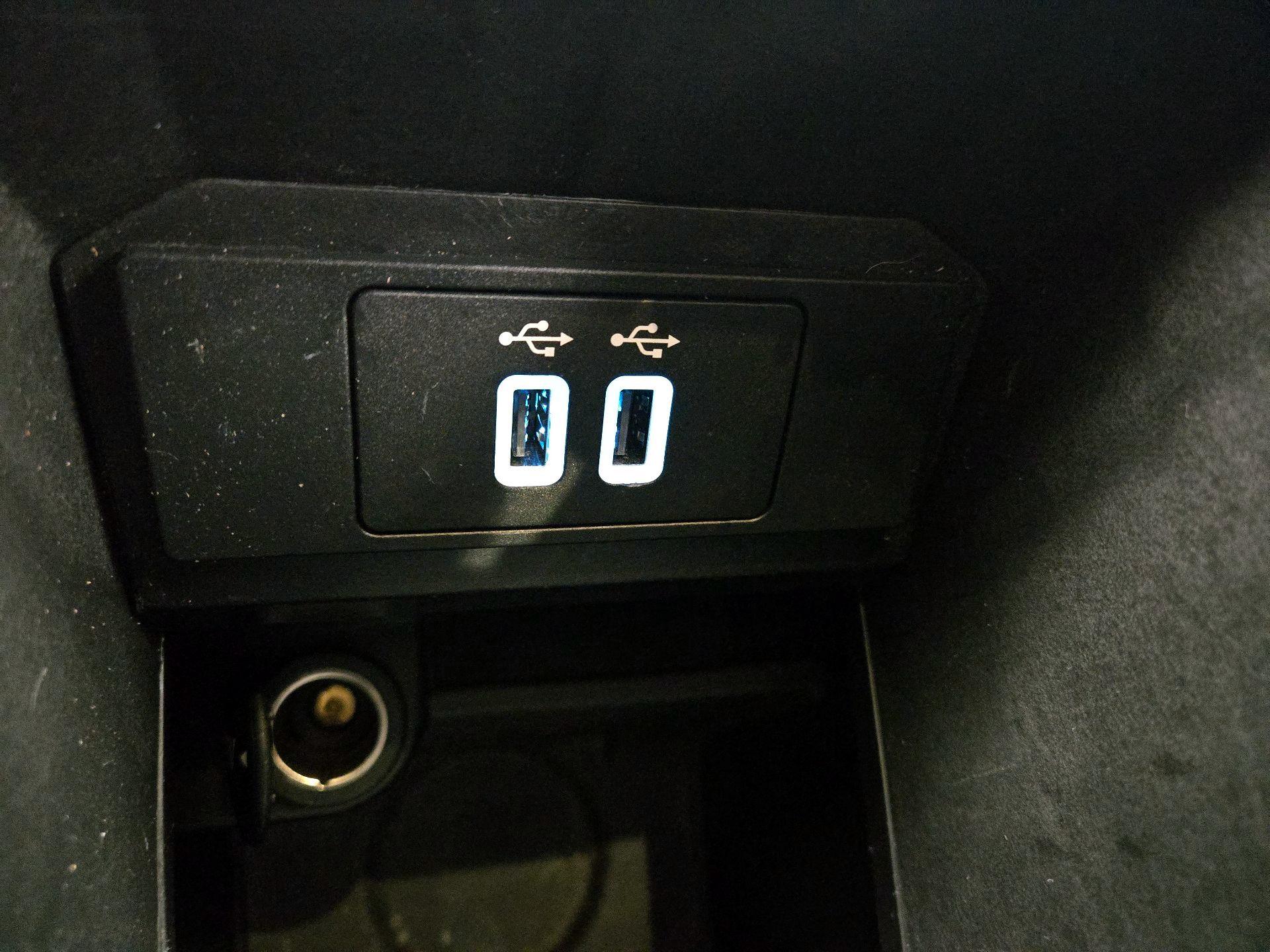 Thumbnail: 2016 Ford Escape - 19