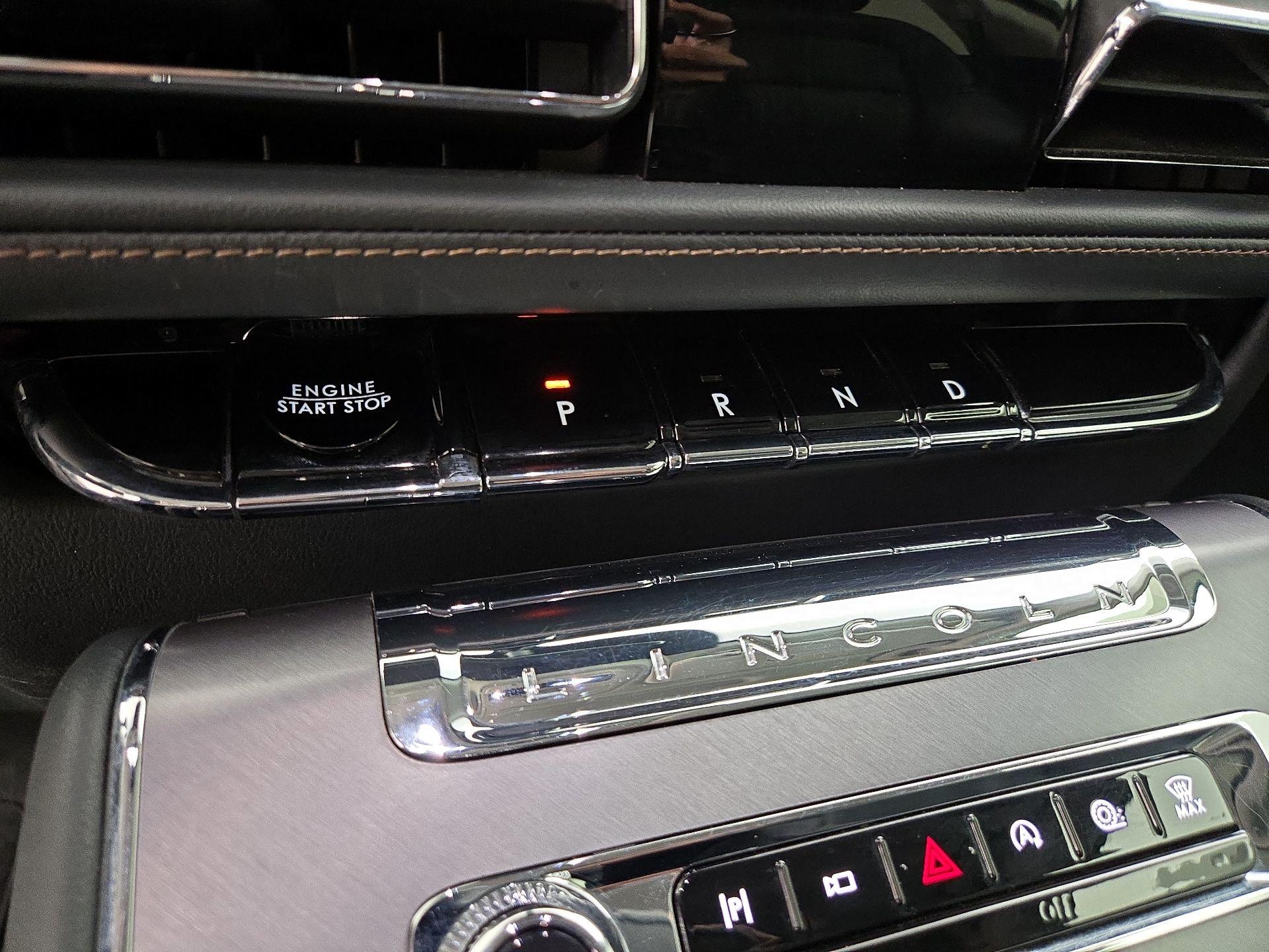 Thumbnail: 2025 Lincoln Aviator - 18