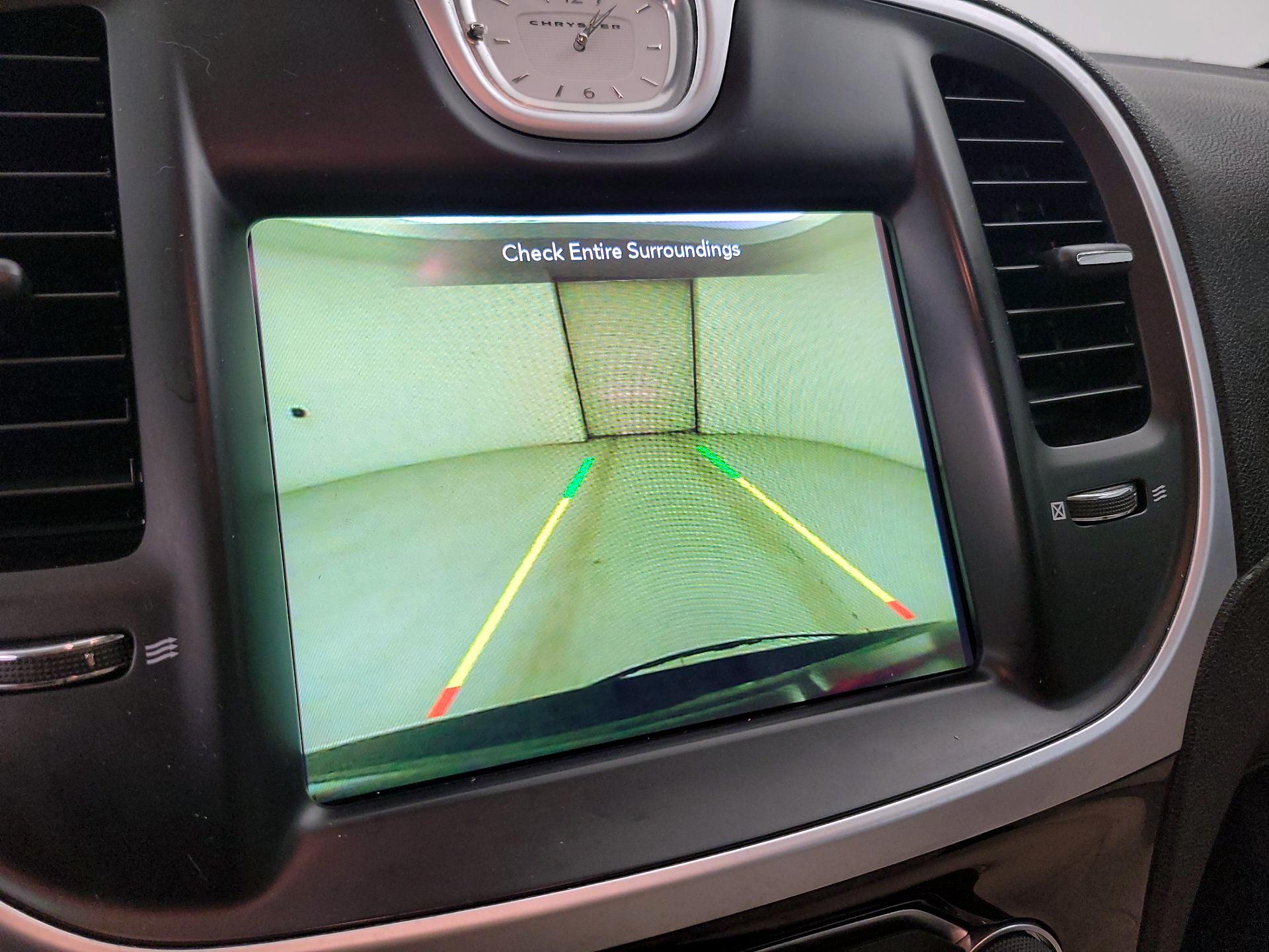 Thumbnail: 2022 Chrysler 300 - 15