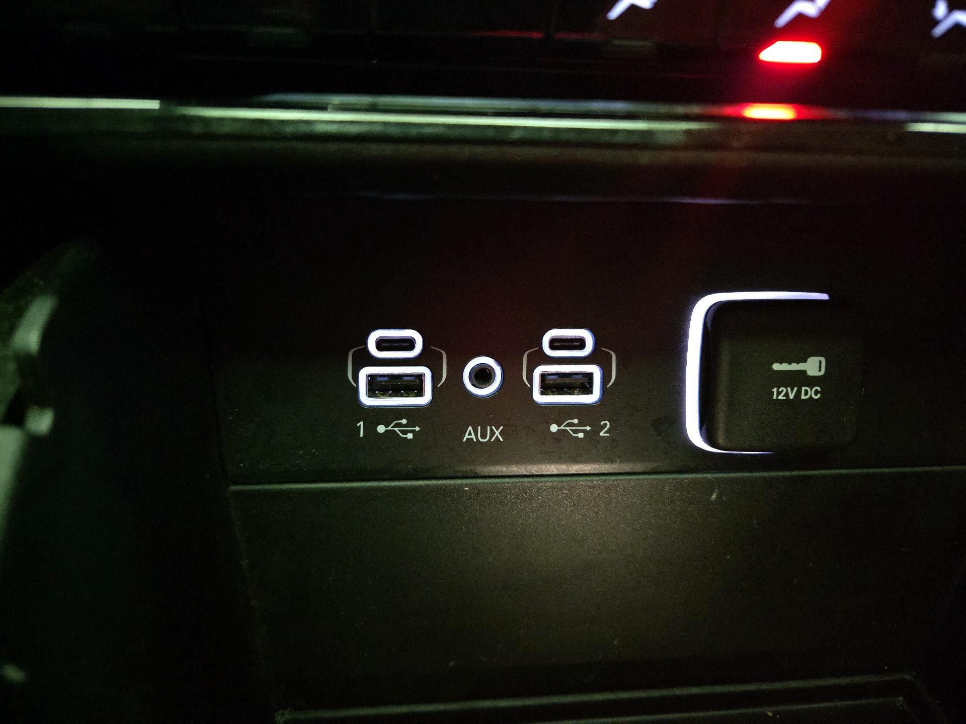 Thumbnail: 2023 Jeep Grand Cherokee - 18
