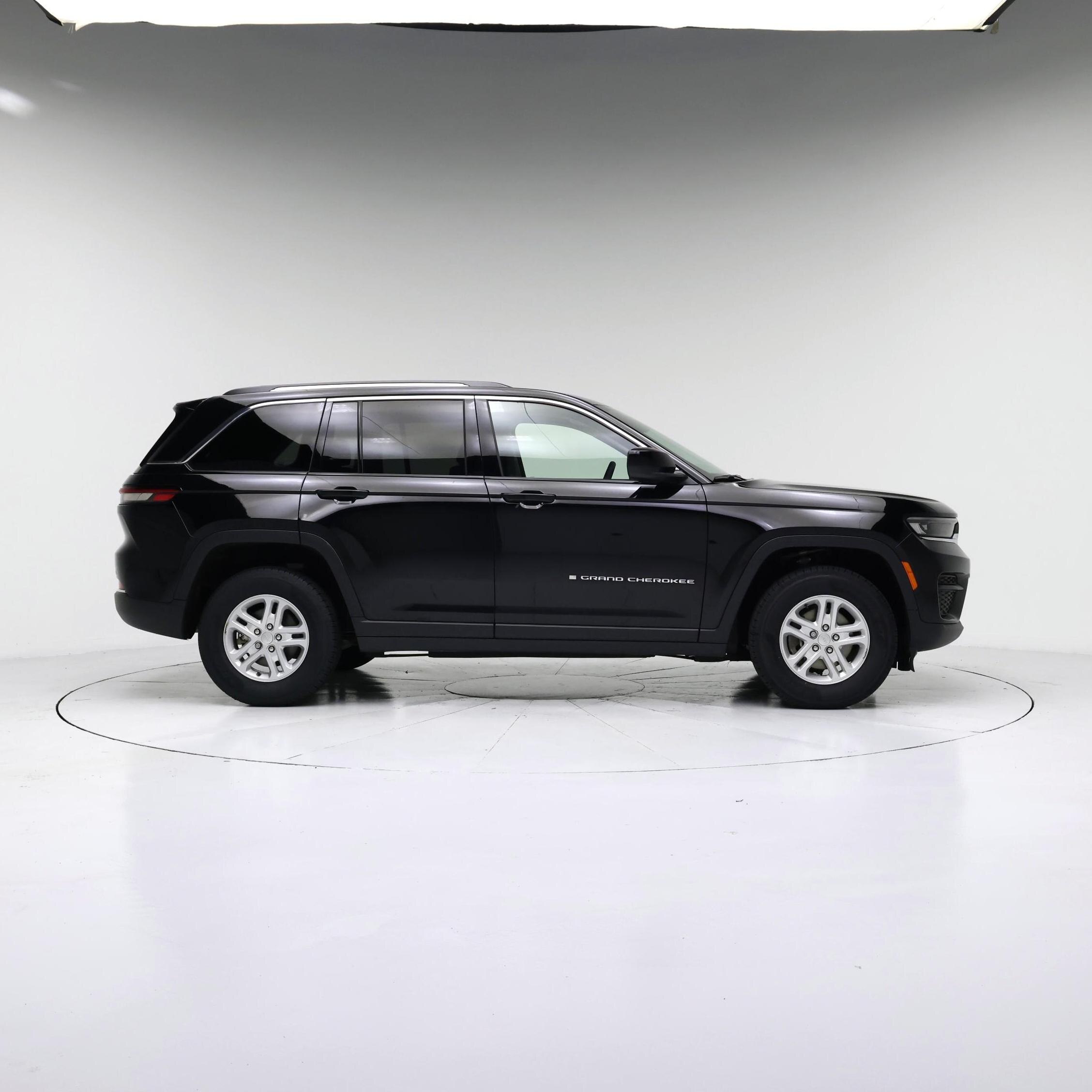 Thumbnail: 2023 Jeep Grand Cherokee - 7