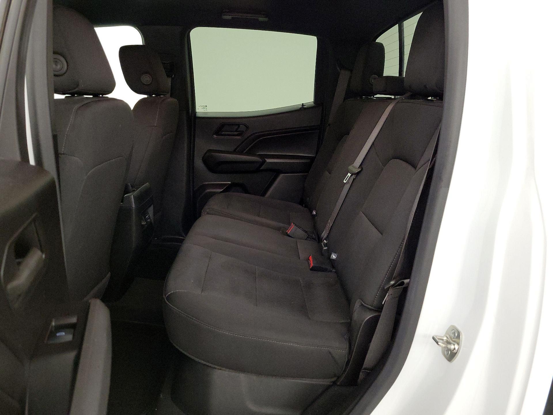 Thumbnail: 2024 Chevrolet Colorado - 18