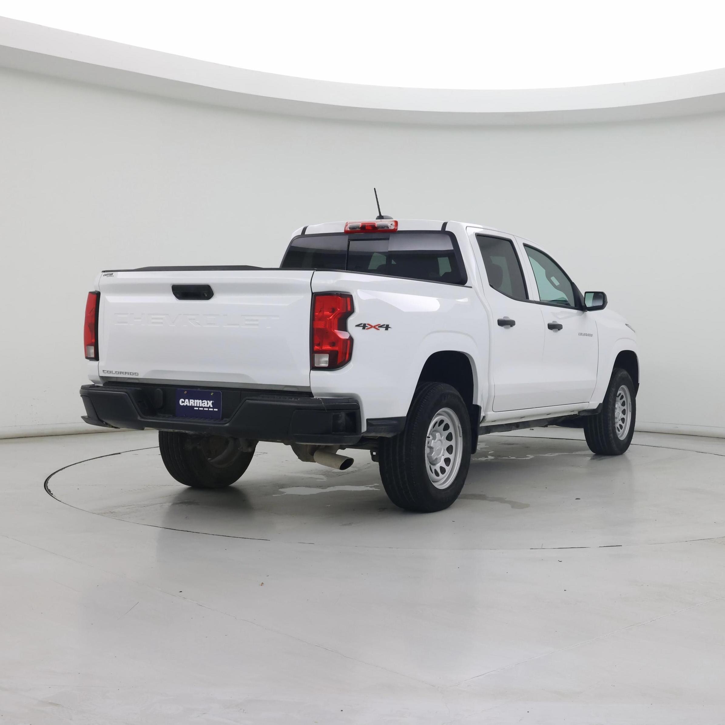 Thumbnail: 2024 Chevrolet Colorado - 8