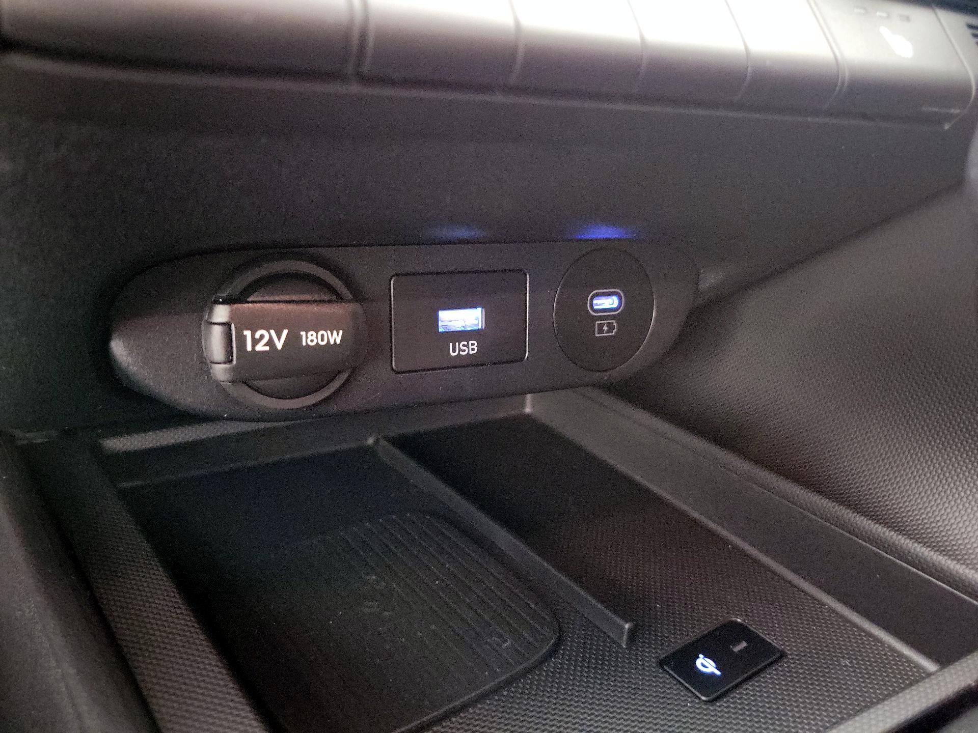 Thumbnail: 2025 Hyundai Elantra - 19