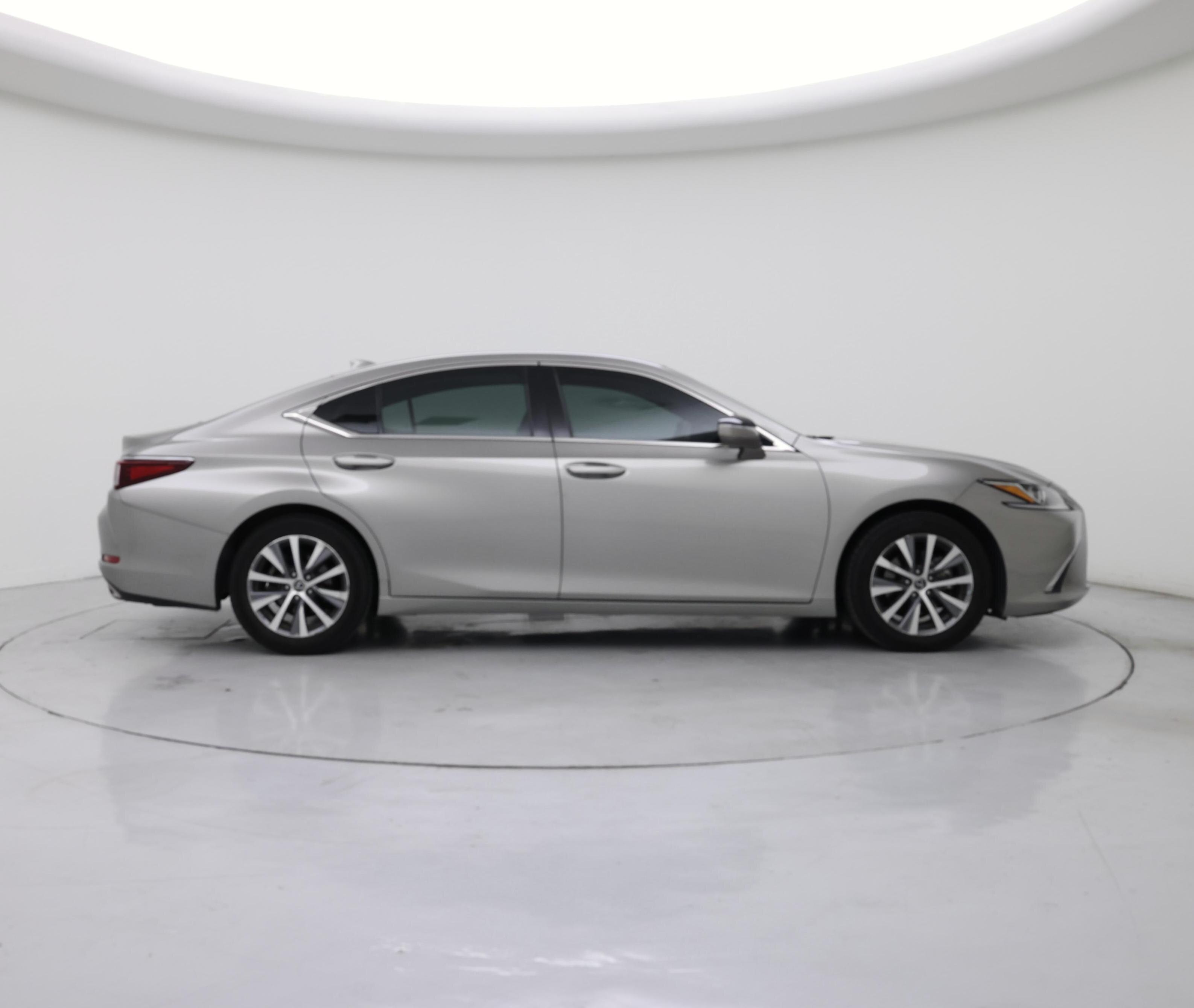 Thumbnail: 2021 Lexus ES - 7