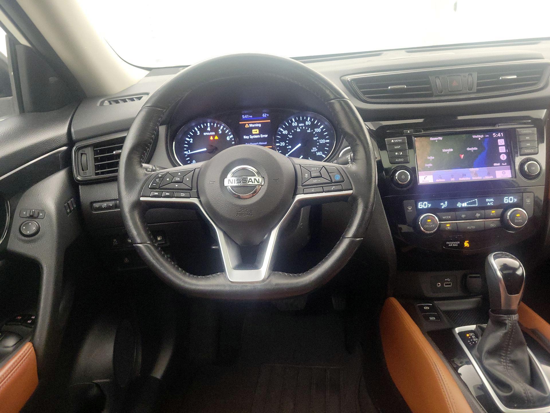 Thumbnail: 2018 Nissan Rogue - 10