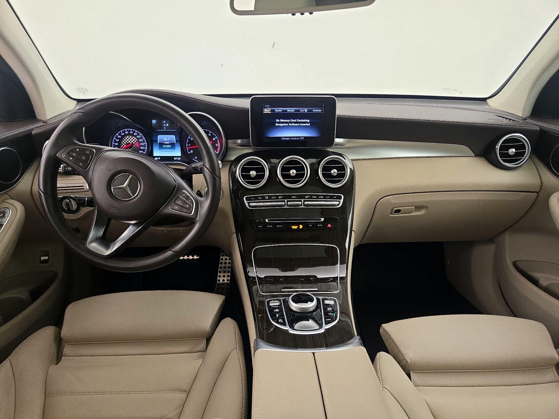 Thumbnail: 2019 Mercedes-Benz GLC - 9