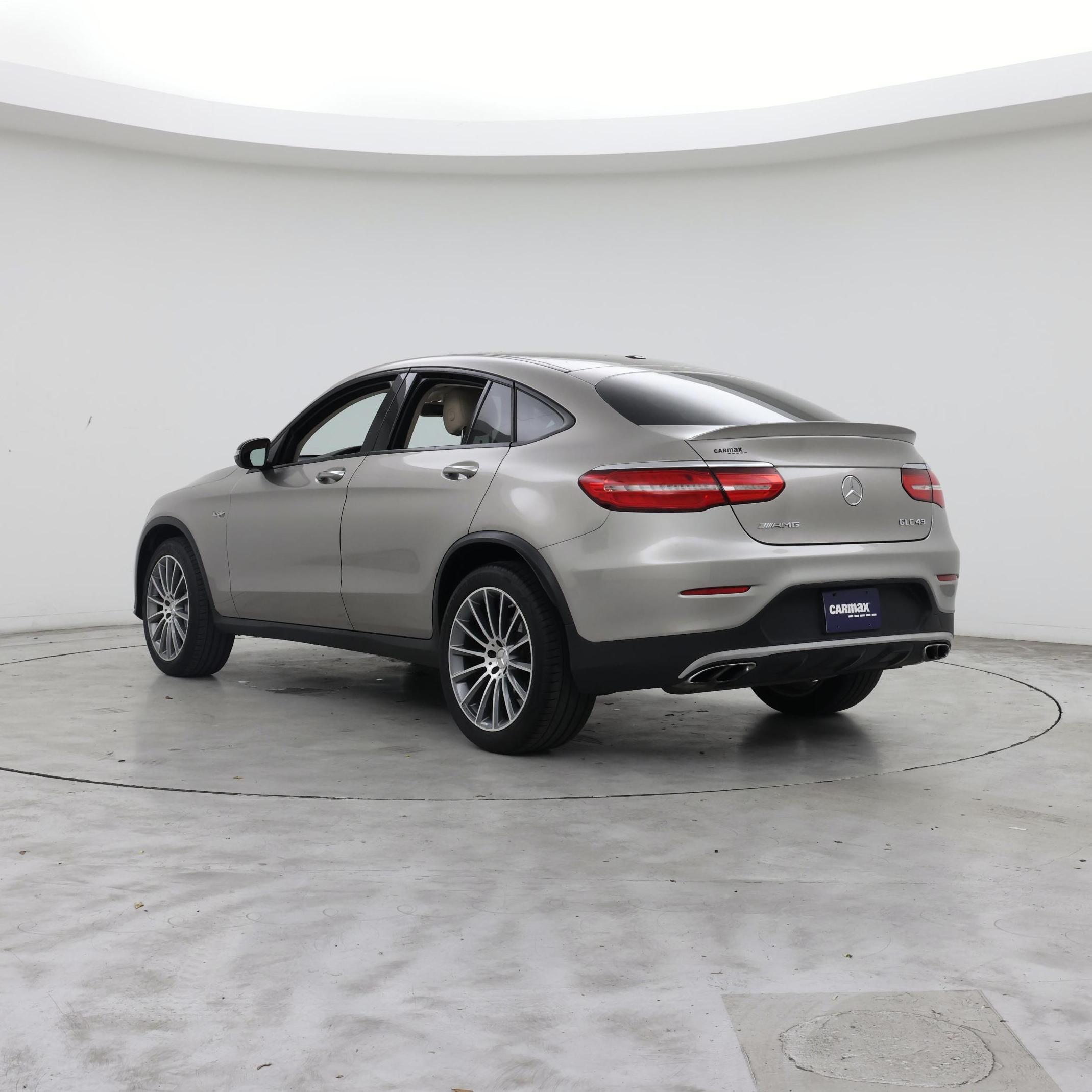 Thumbnail: 2019 Mercedes-Benz GLC - 2
