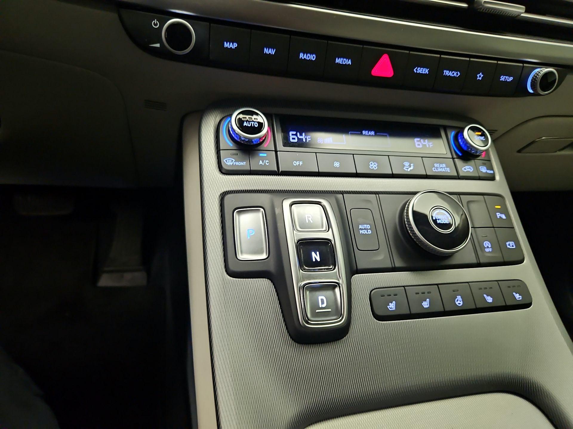 Thumbnail: 2023 Hyundai Palisade - 16