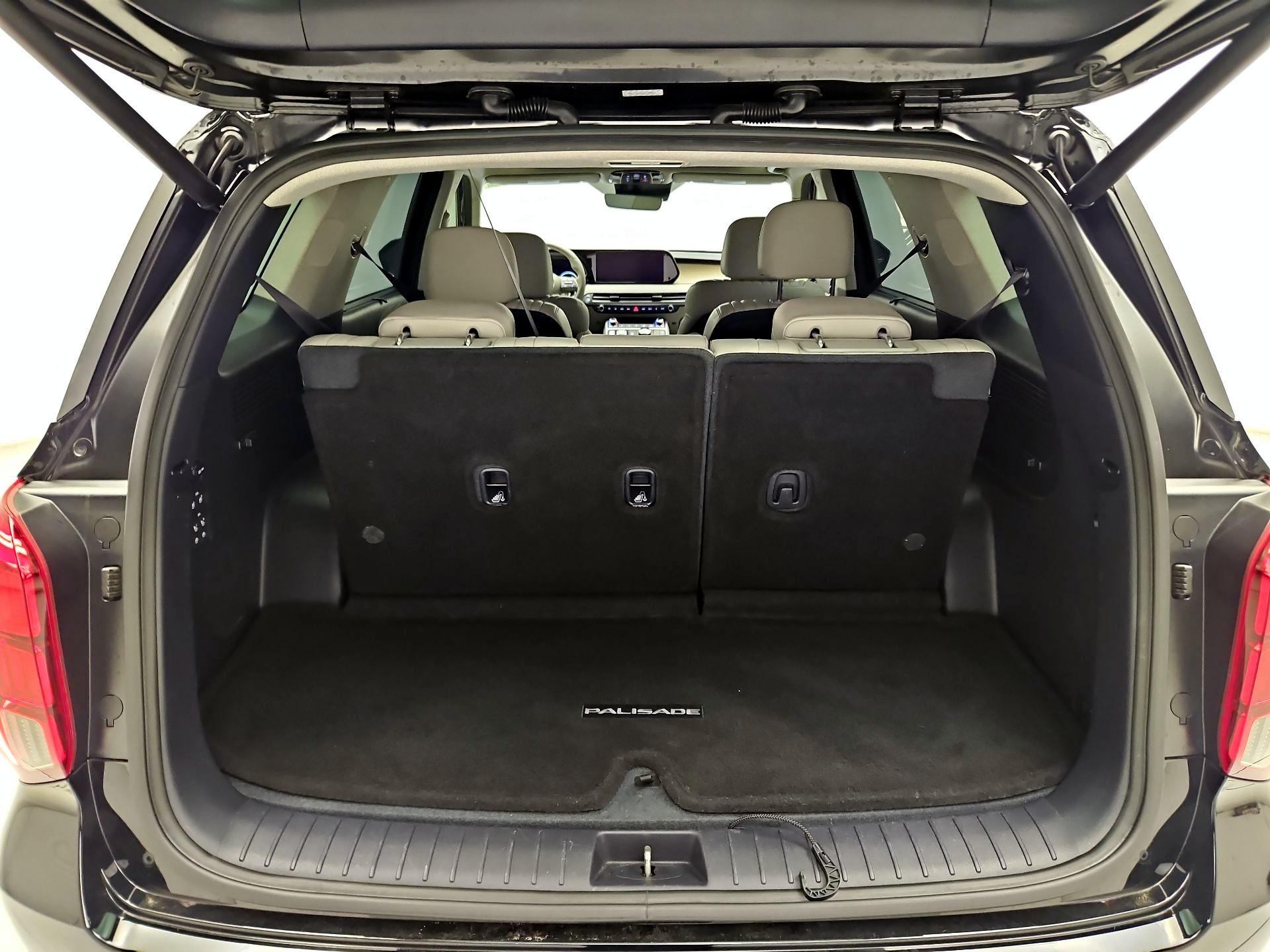 Thumbnail: 2023 Hyundai Palisade - 18
