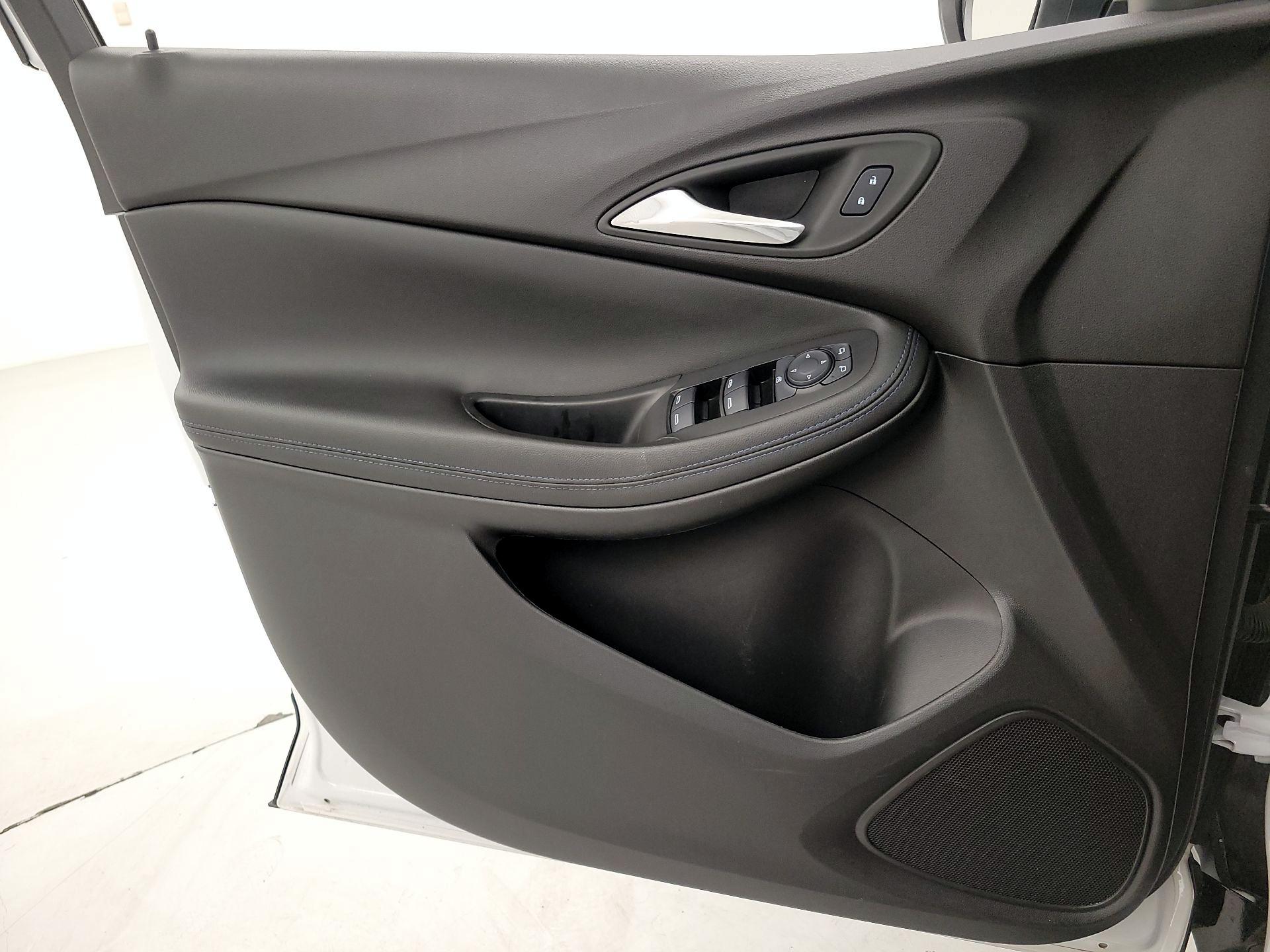 Thumbnail: 2025 Buick Encore GX - 12