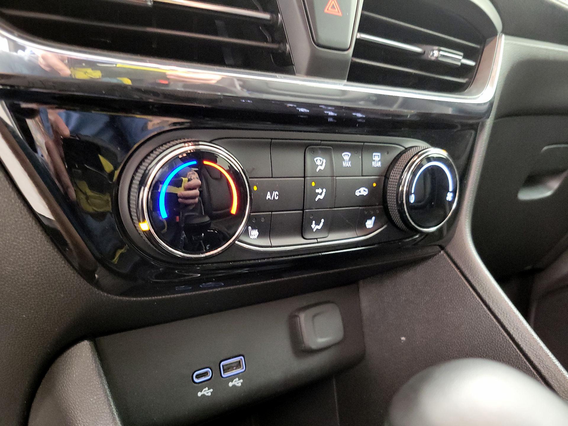 Thumbnail: 2025 Buick Encore GX - 16