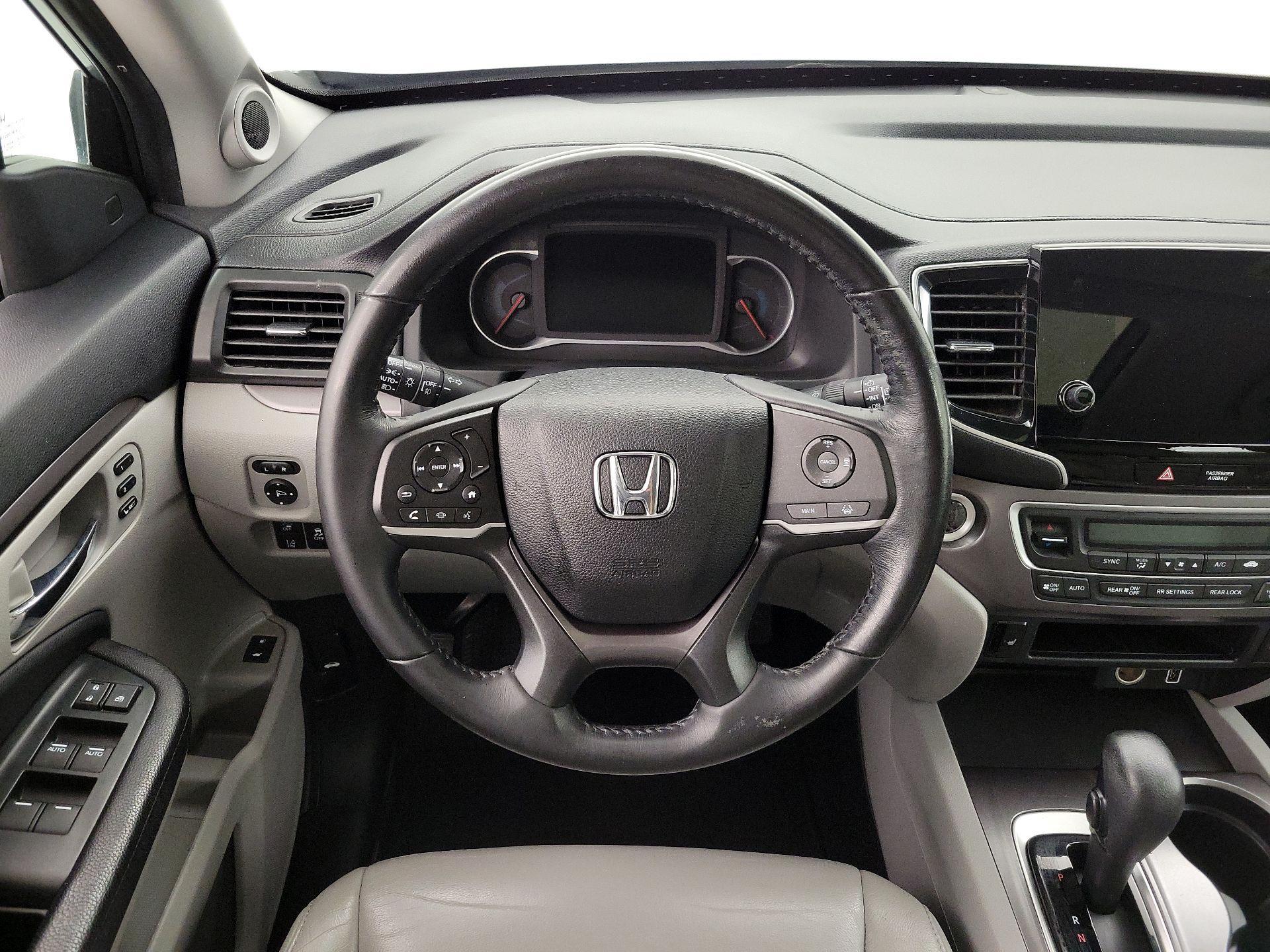 Thumbnail: 2020 Honda Pilot - 10