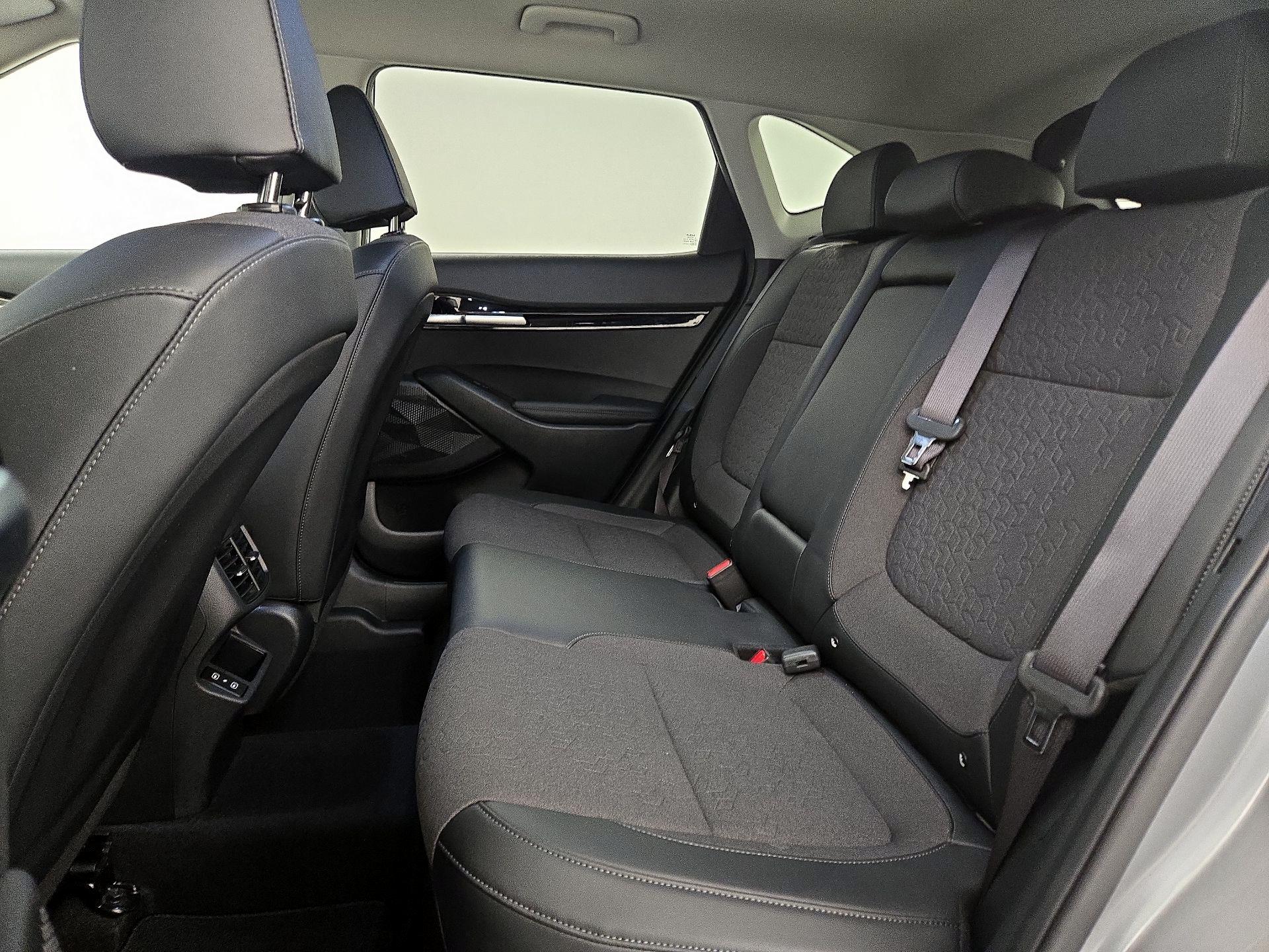 Thumbnail: 2025 Kia Seltos - 20