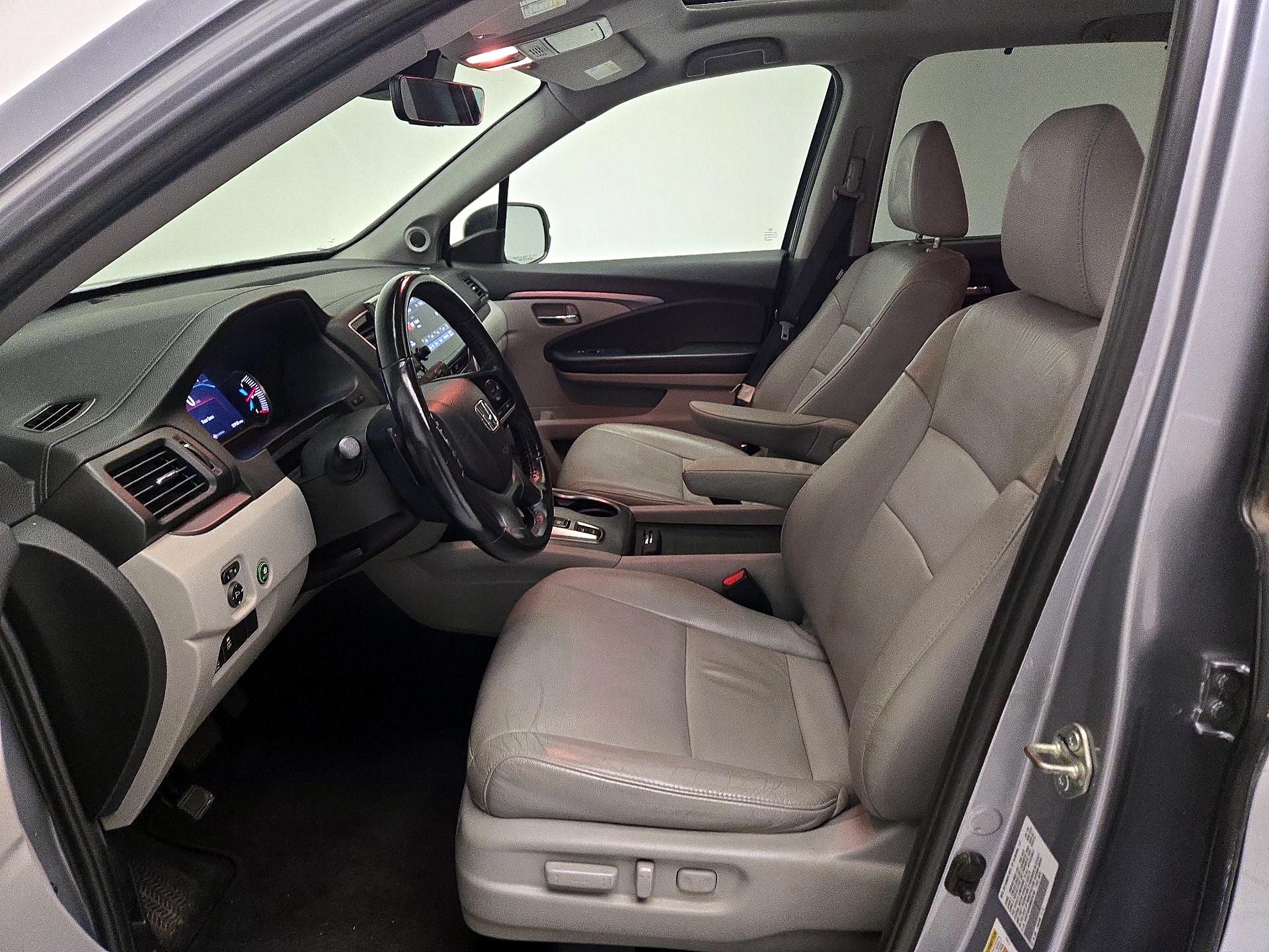 Thumbnail: 2021 Honda Pilot - 11