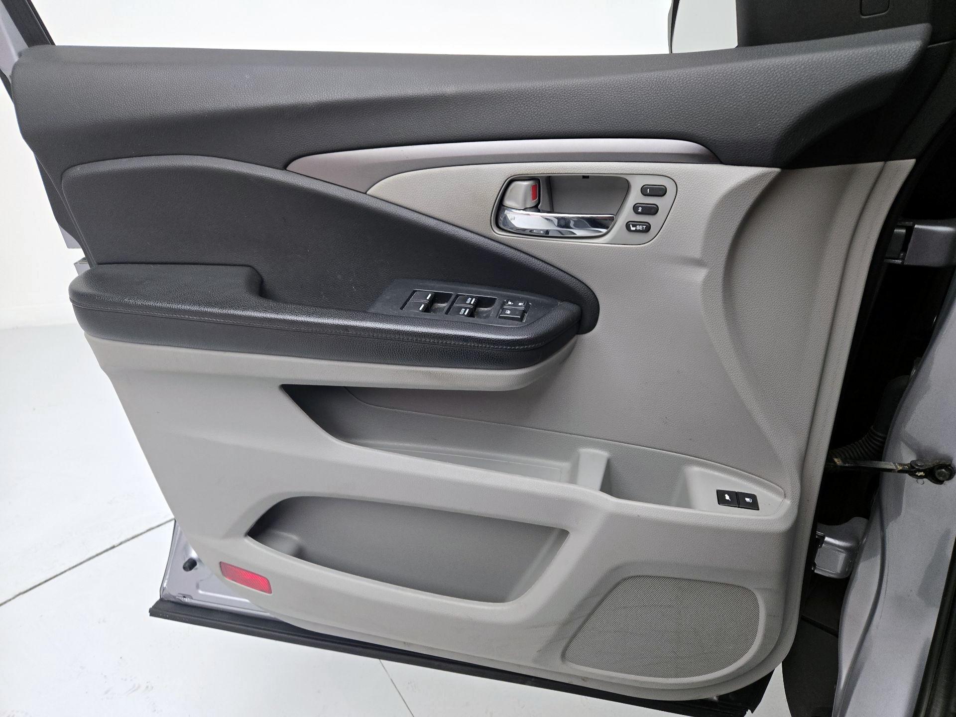 Thumbnail: 2021 Honda Pilot - 12