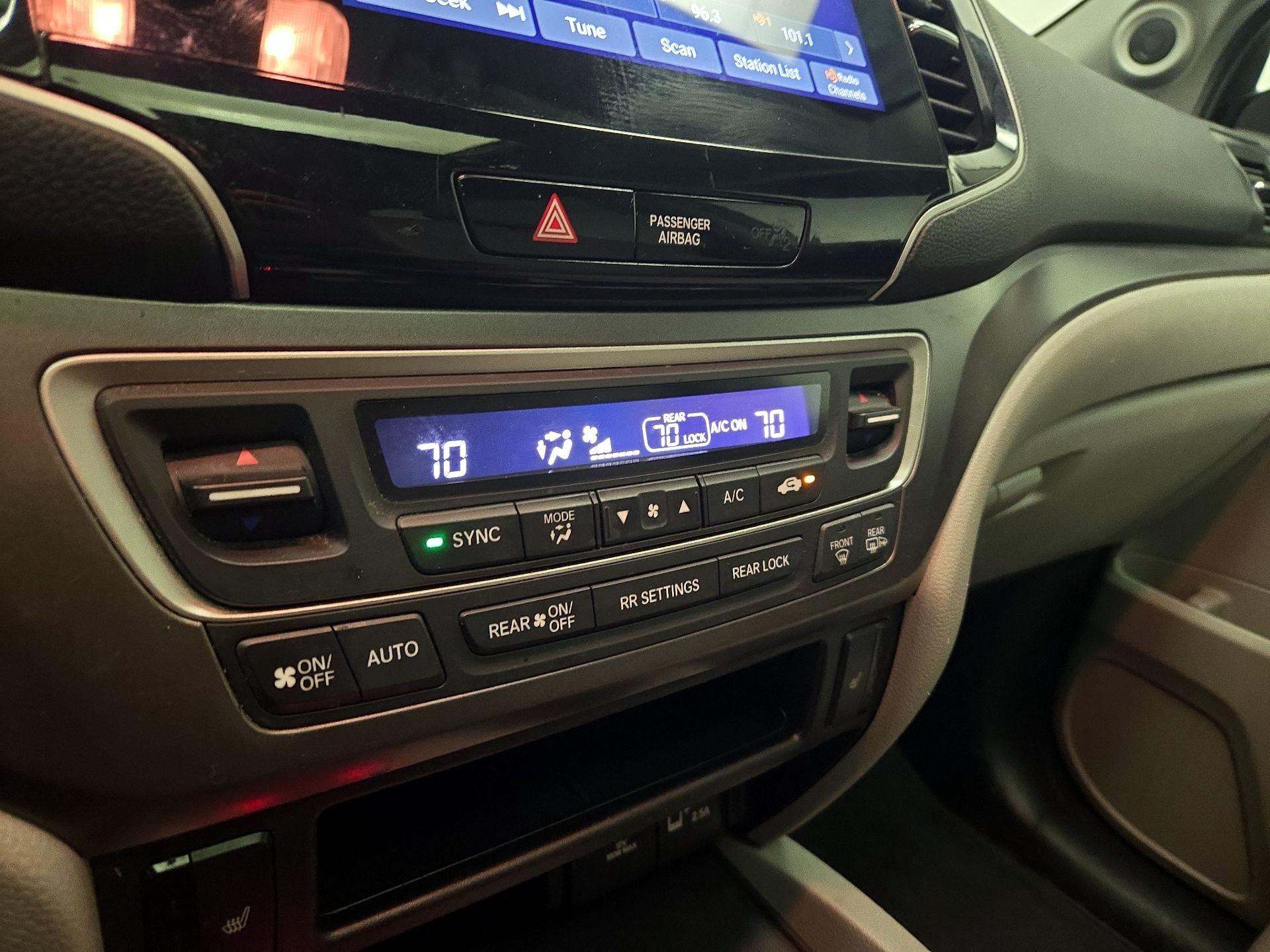 Thumbnail: 2021 Honda Pilot - 16