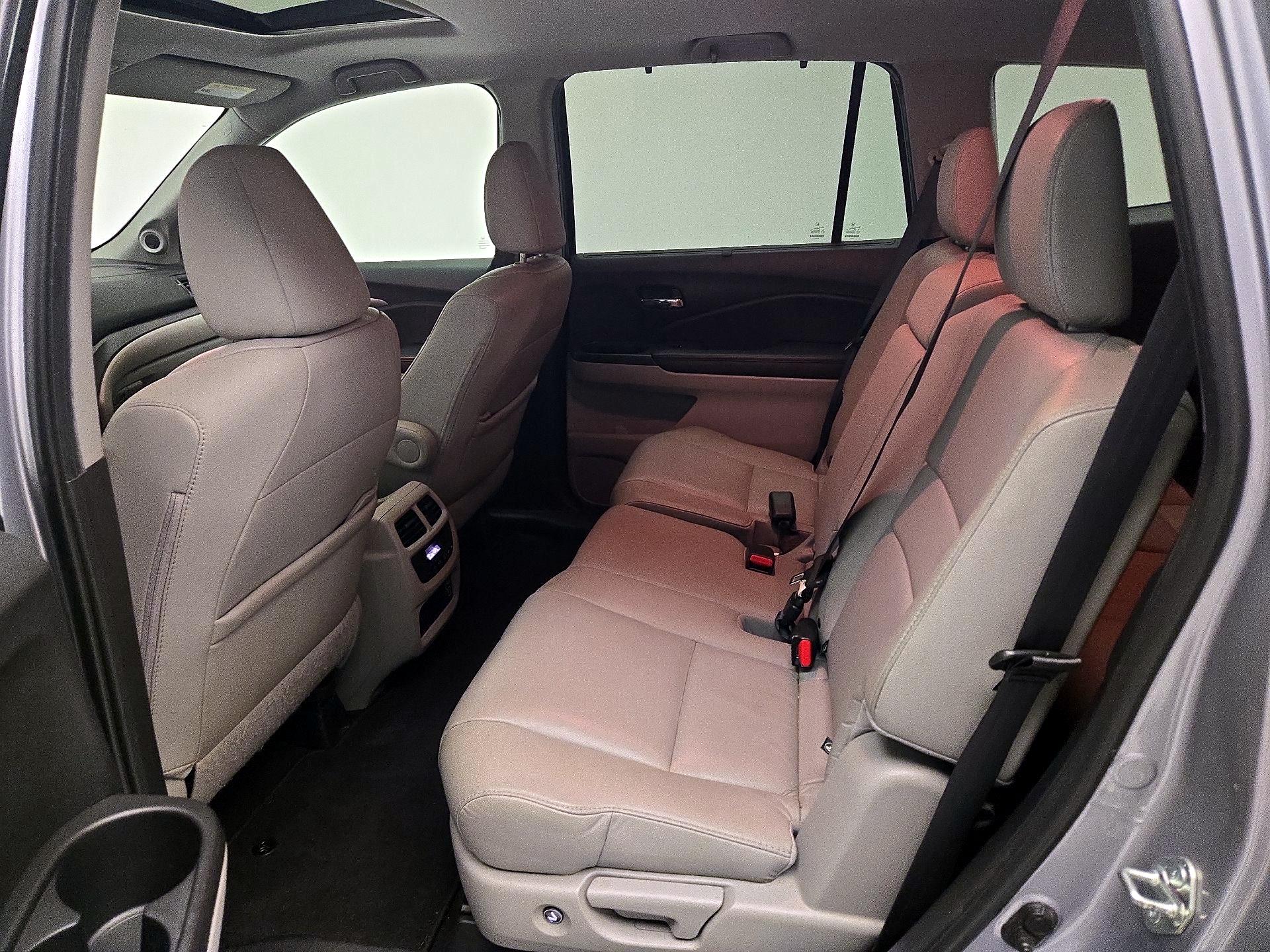 Thumbnail: 2021 Honda Pilot - 20