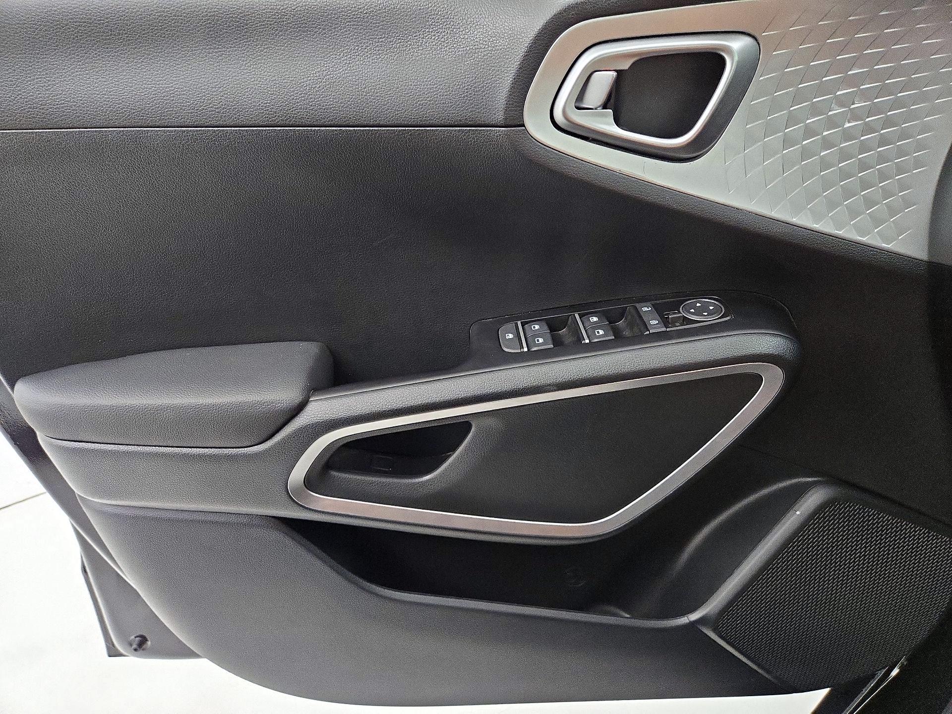 Thumbnail: 2025 Kia Soul - 12