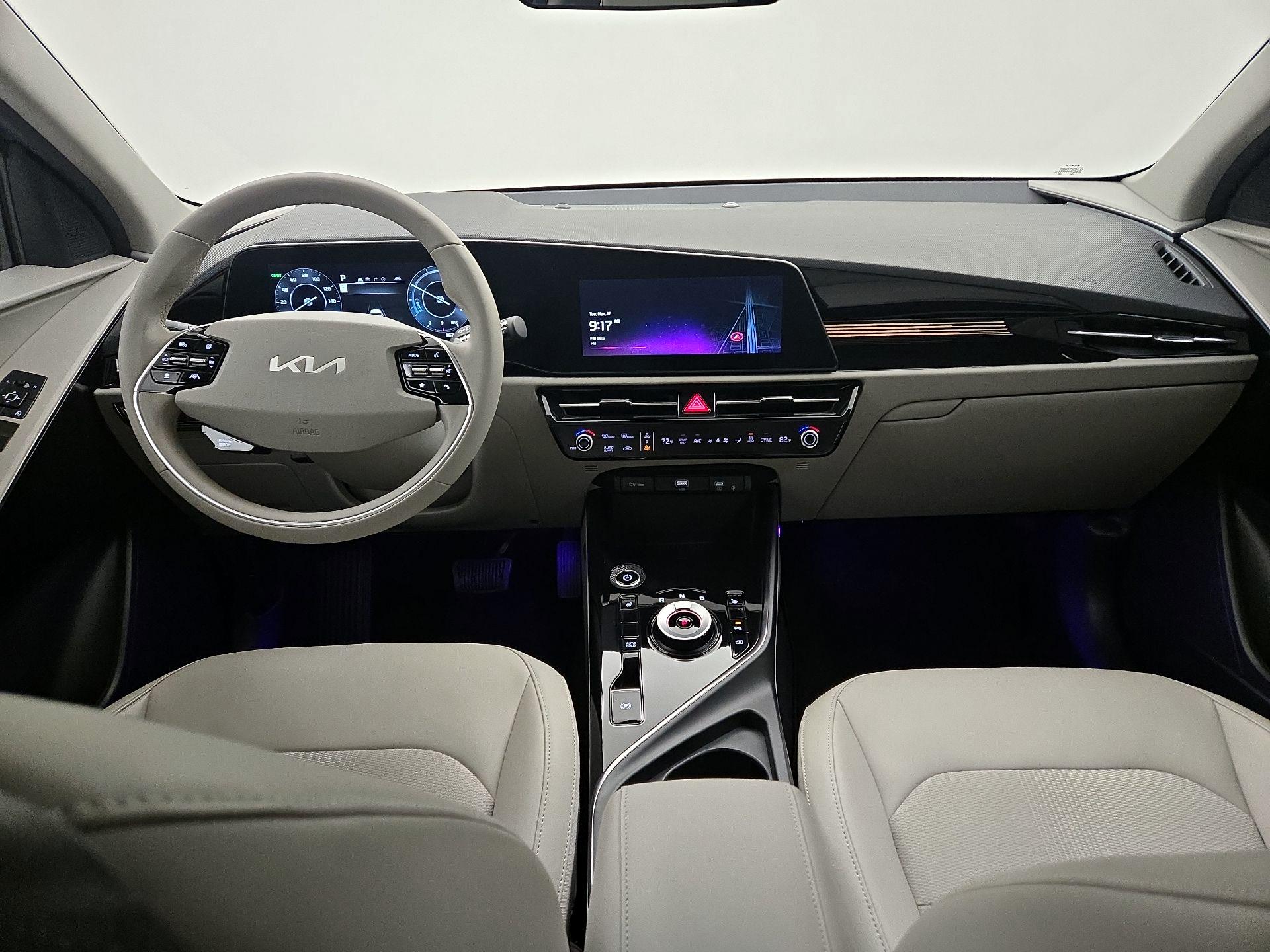 Thumbnail: 2023 Kia Niro - 9