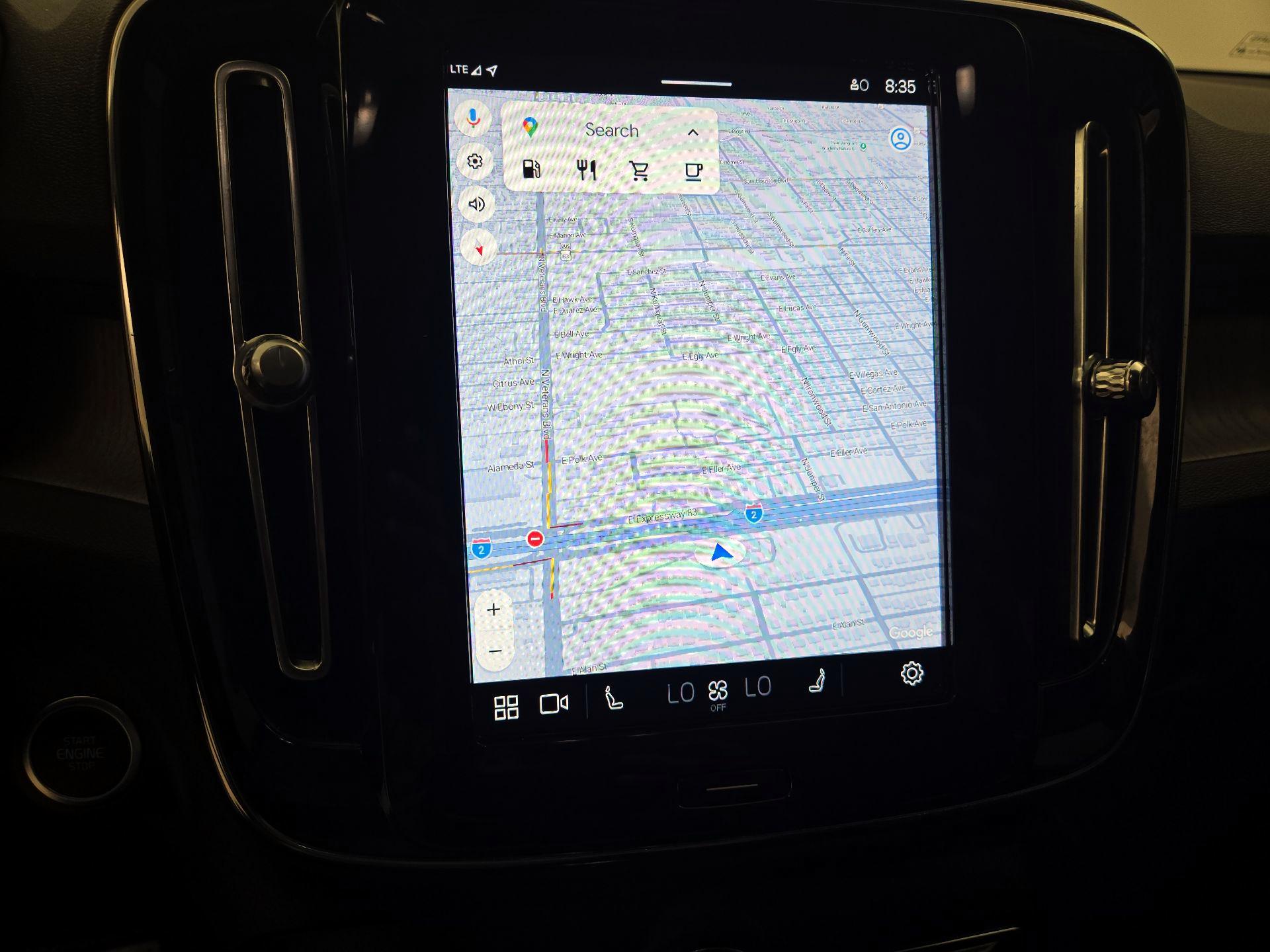 Thumbnail: 2023 Volvo XC40 - 12