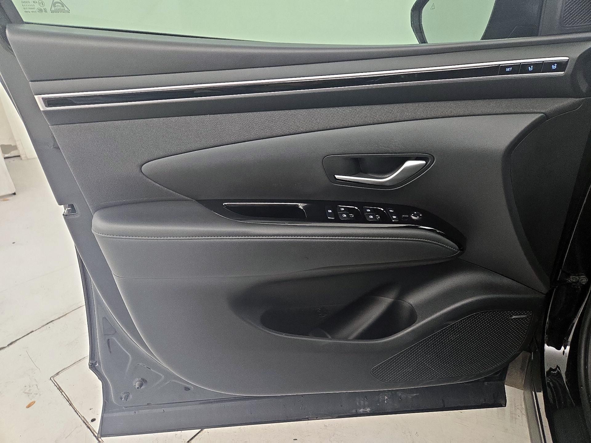 Thumbnail: 2023 Hyundai Tucson - 12