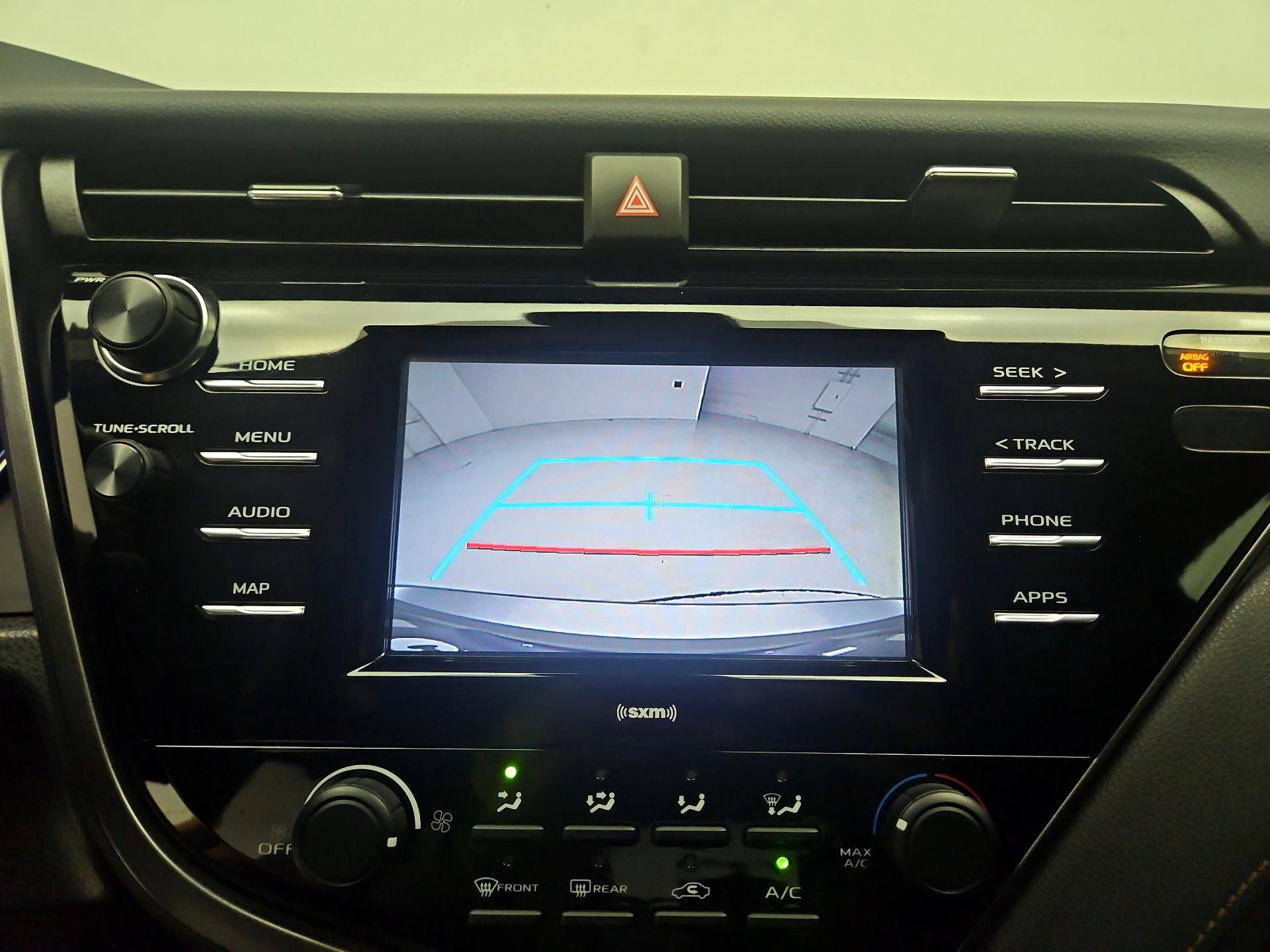 Thumbnail: 2020 Toyota Camry - 14