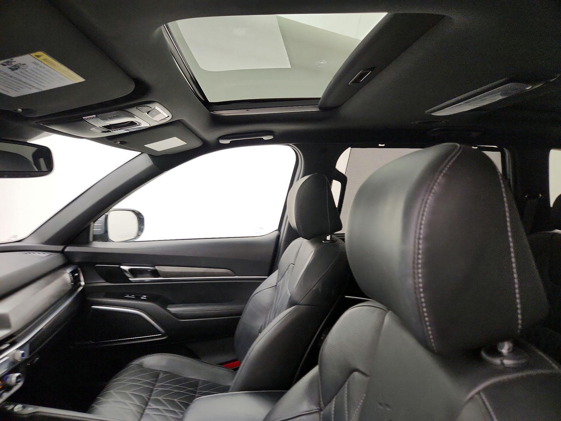 Thumbnail: 2023 Kia Telluride - 20
