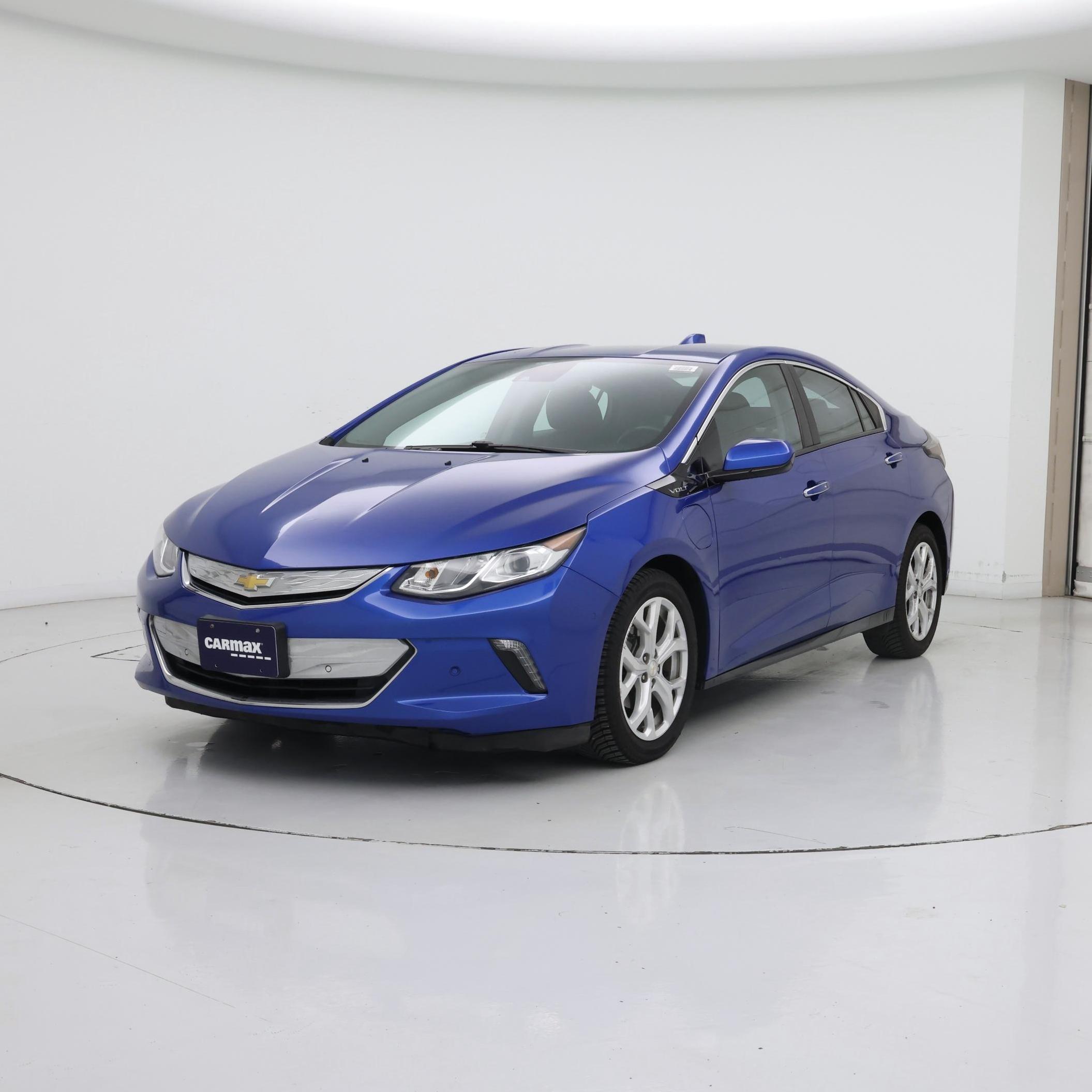 Thumbnail: 2016 Chevrolet Volt - 4