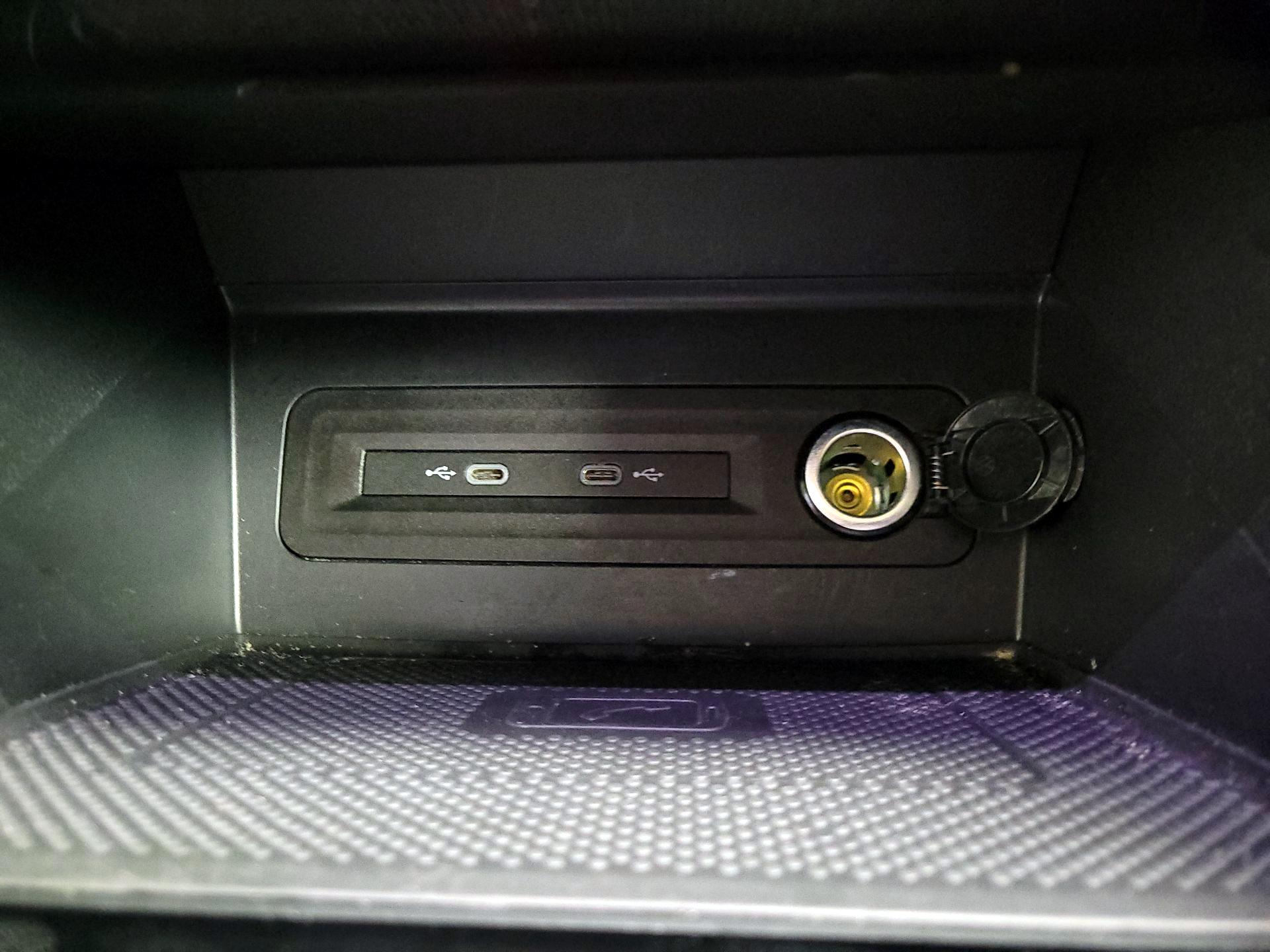 Thumbnail: 2023 Volkswagen Atlas - 19