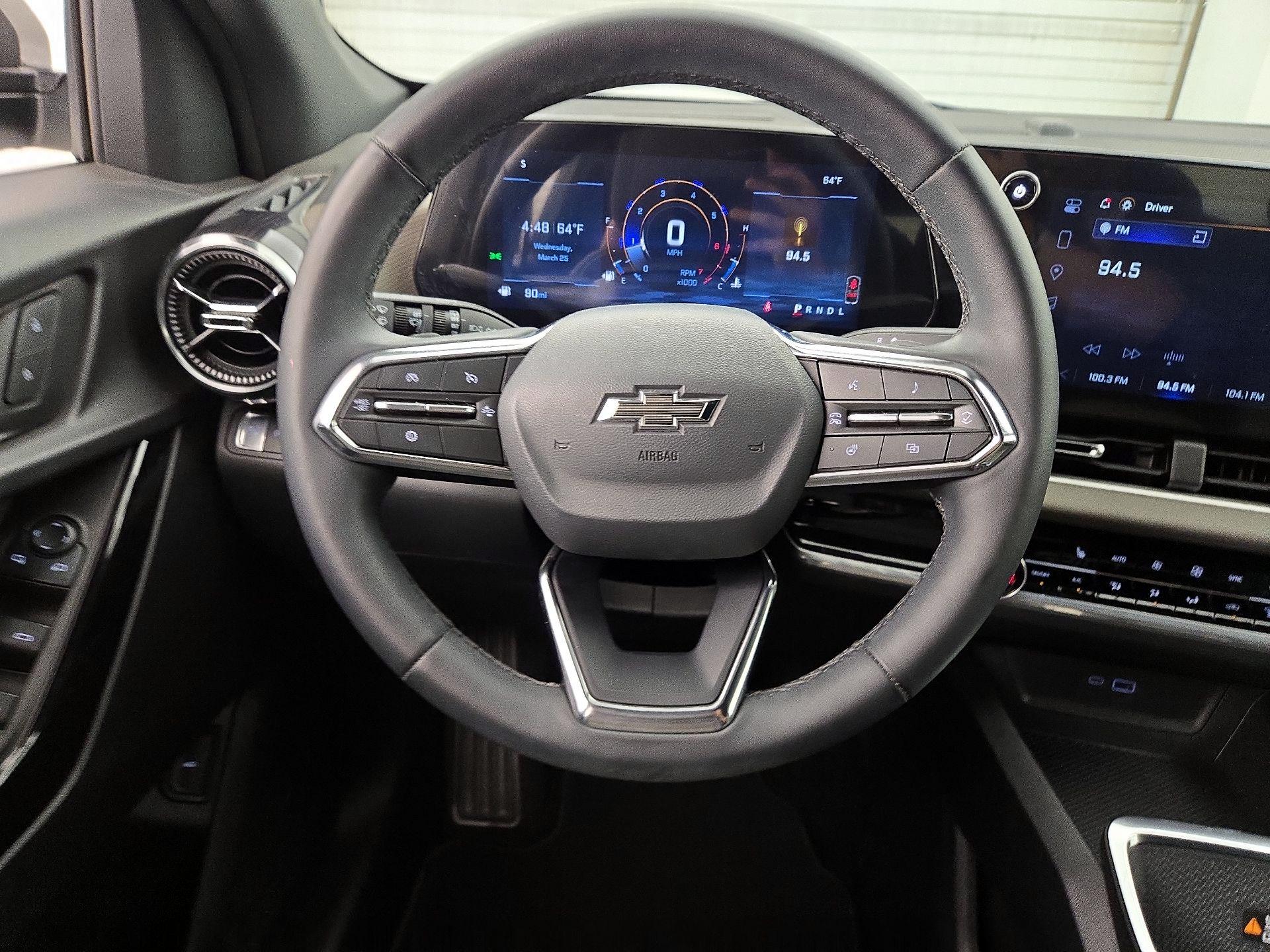 Thumbnail: 2026 Chevrolet Equinox - 10