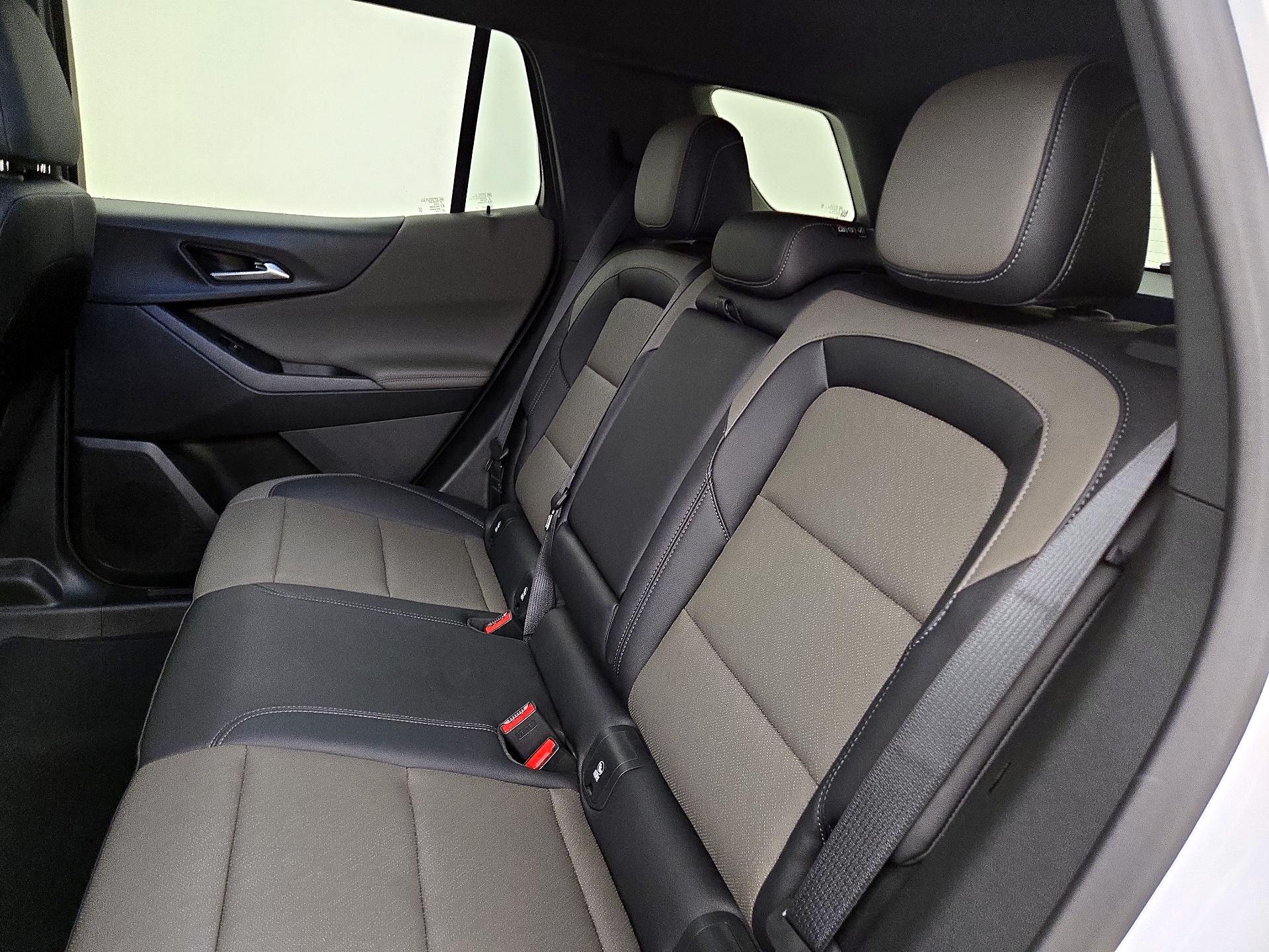 Thumbnail: 2026 Chevrolet Equinox - 19