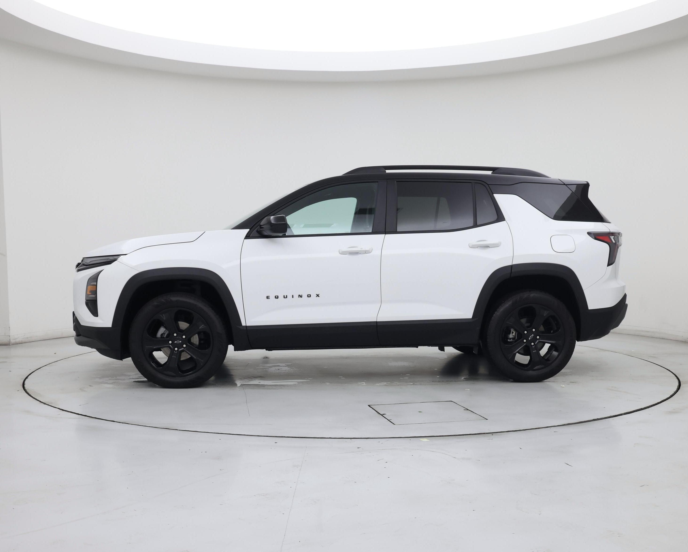 Thumbnail: 2026 Chevrolet Equinox - 3