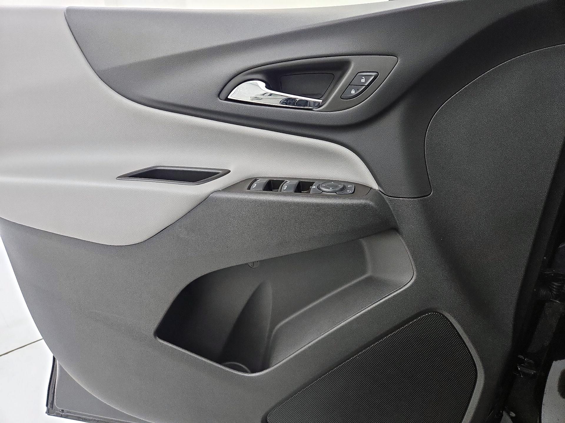 Thumbnail: 2024 Chevrolet Equinox - 12