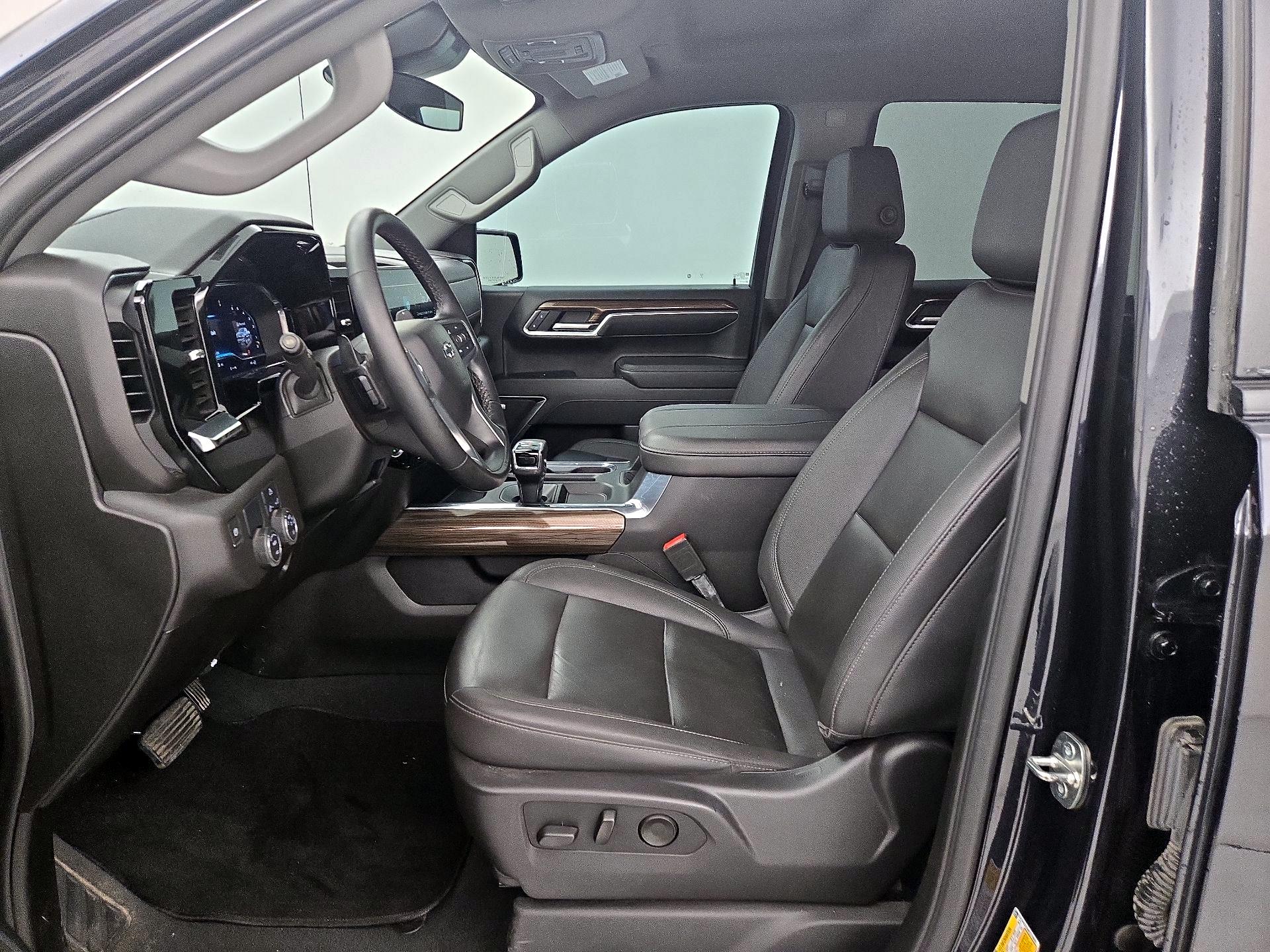 Thumbnail: 2024 Chevrolet Silverado 1500 - 11