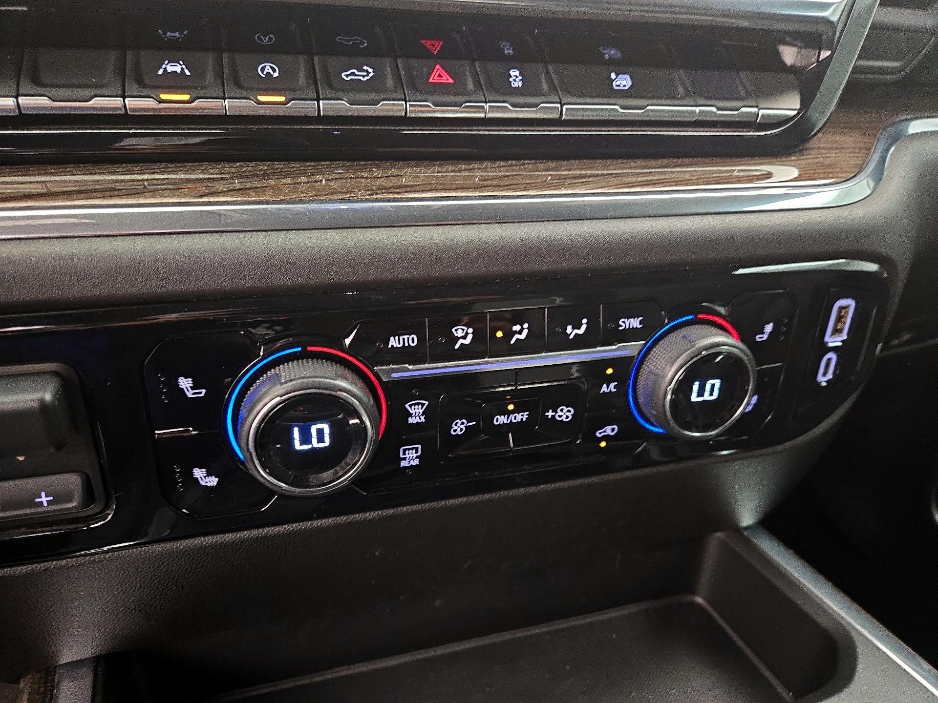 Thumbnail: 2024 Chevrolet Silverado 1500 - 16