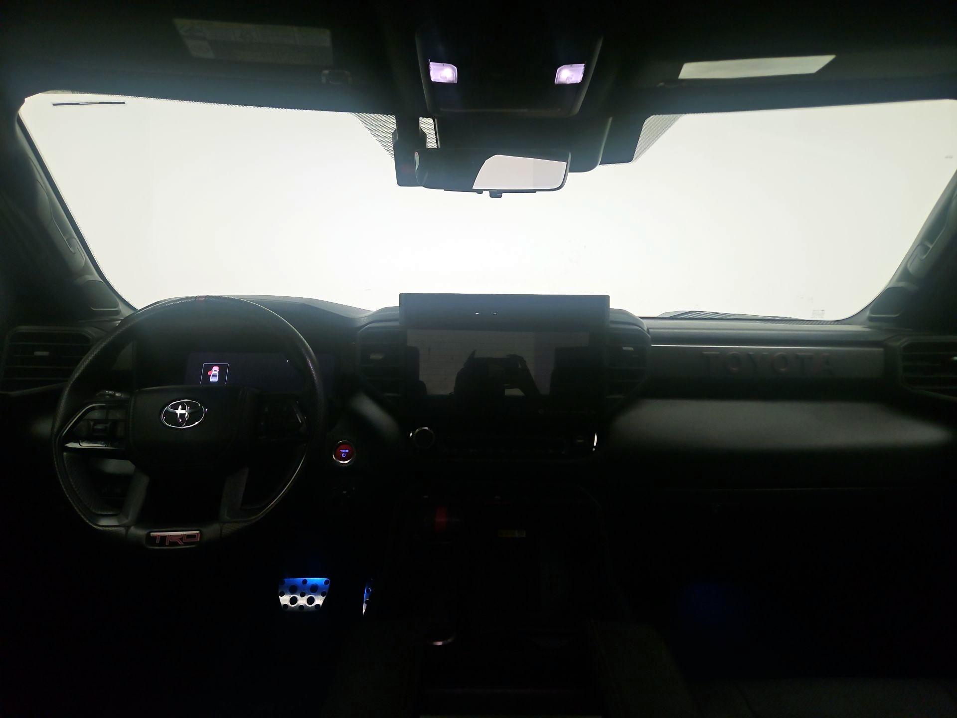 Thumbnail: 2024 Toyota Tundra - 9