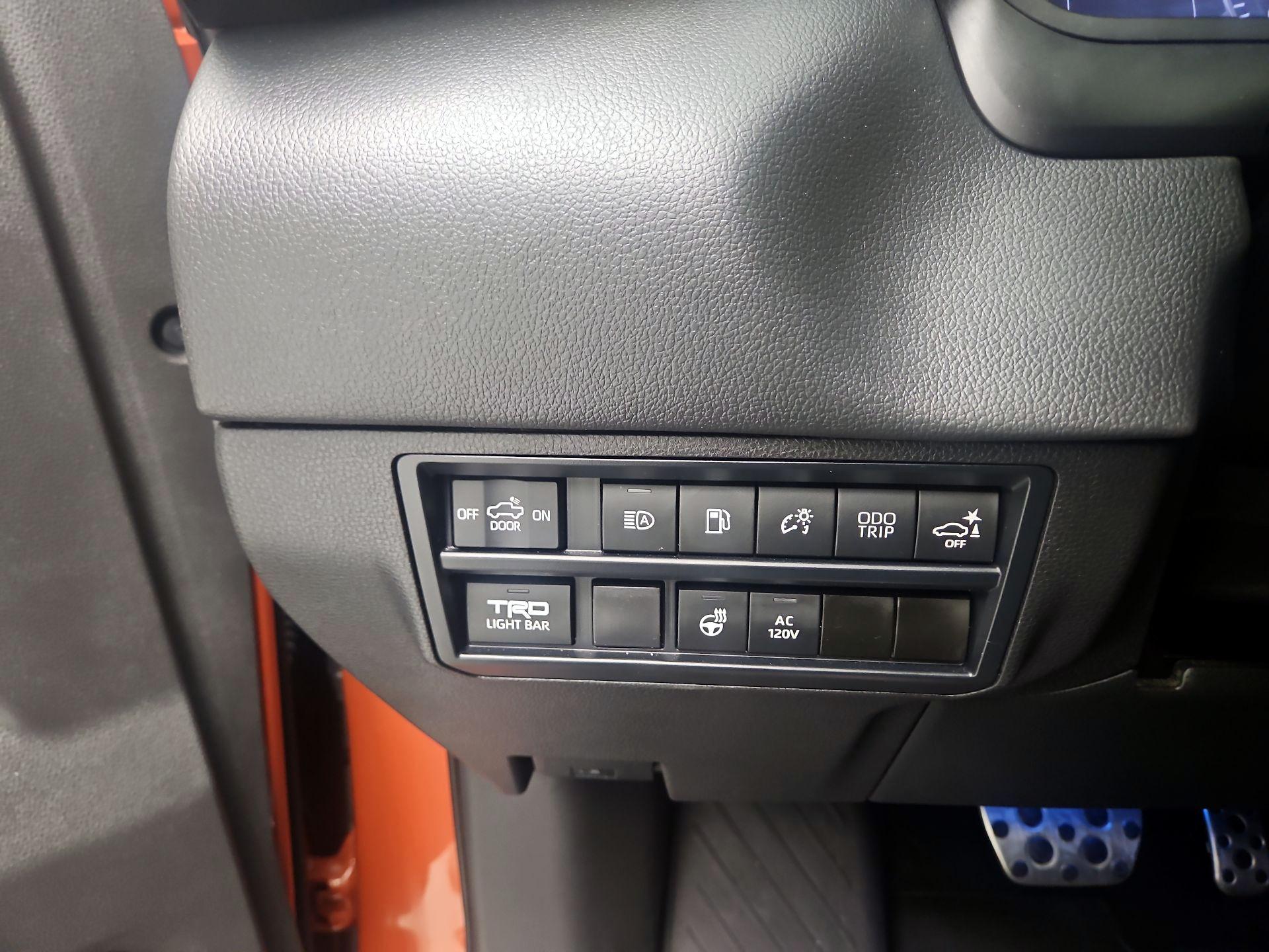 Thumbnail: 2024 Toyota Tundra - 13